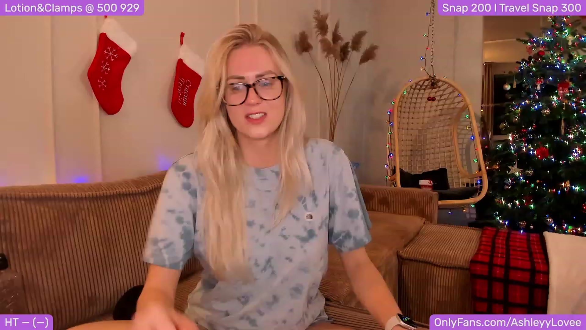 Gallery image thumbnail from AshleyLove's myfreecams stream on, 12/07/2023, 20:54 image 18 of 20