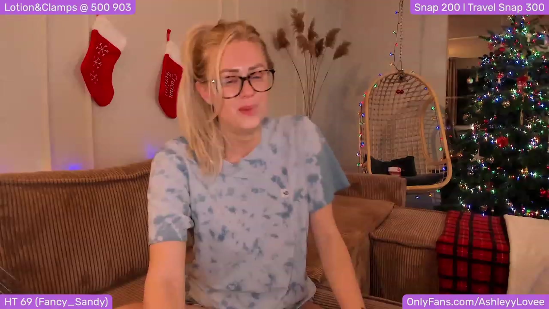 Gallery image thumbnail from AshleyLove's myfreecams stream on, 12/07/2023, 22:04 image 14 of 20