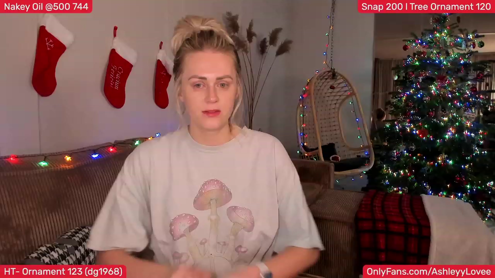 Gallery image thumbnail from AshleyLove's myfreecams stream on, 12/16/2023, 21:46 image 4 of 20