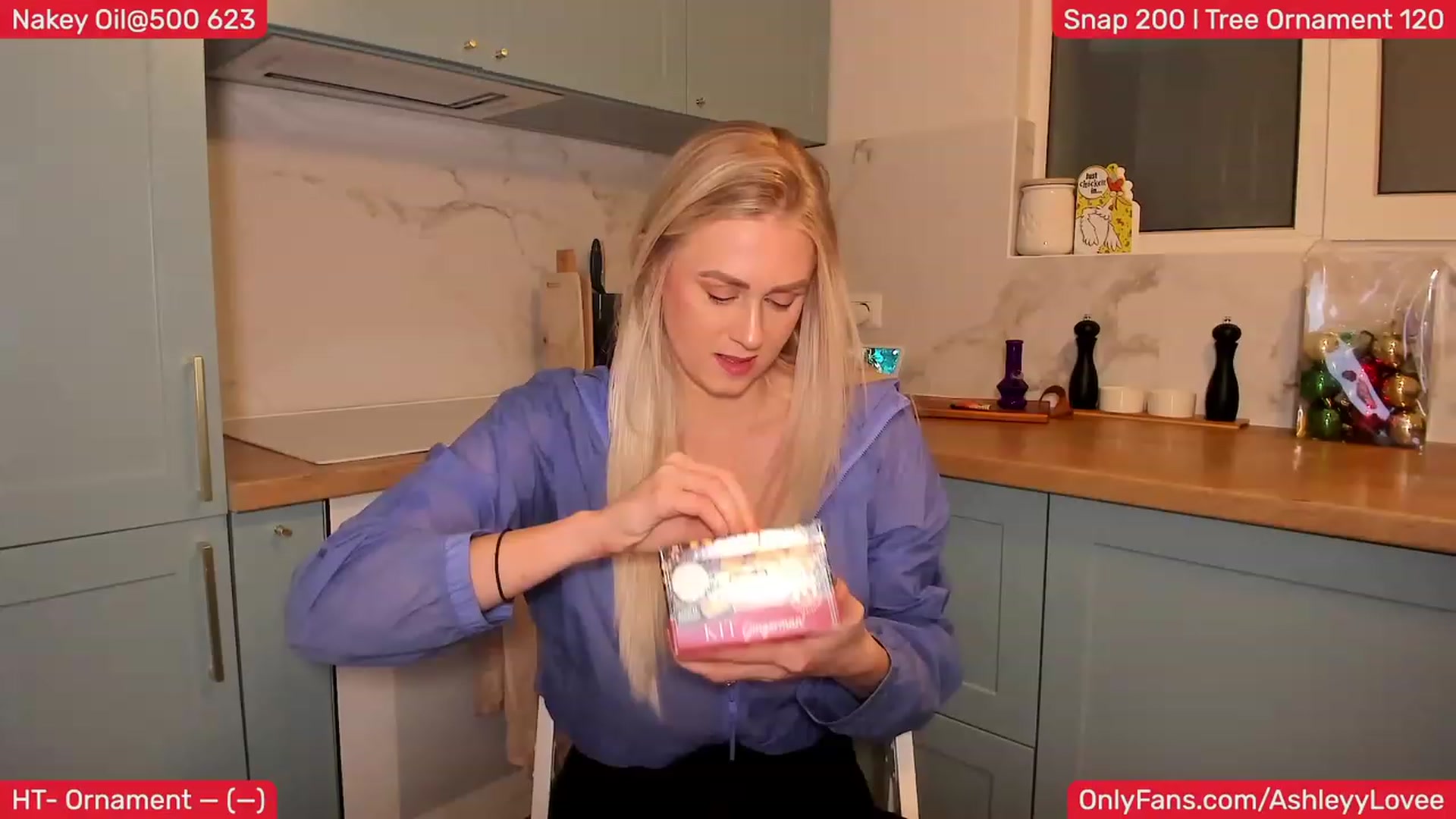 Gallery image thumbnail from AshleyLove's myfreecams stream on, 12/17/2023, 20:29 image 4 of 20