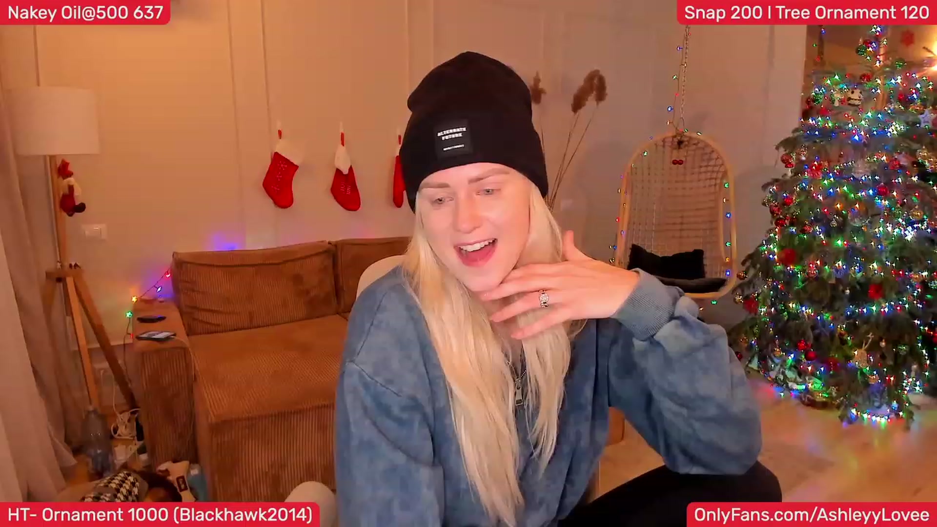 Gallery image thumbnail from AshleyLove's myfreecams stream on, 12/27/2023, 17:46 image 2 of 20