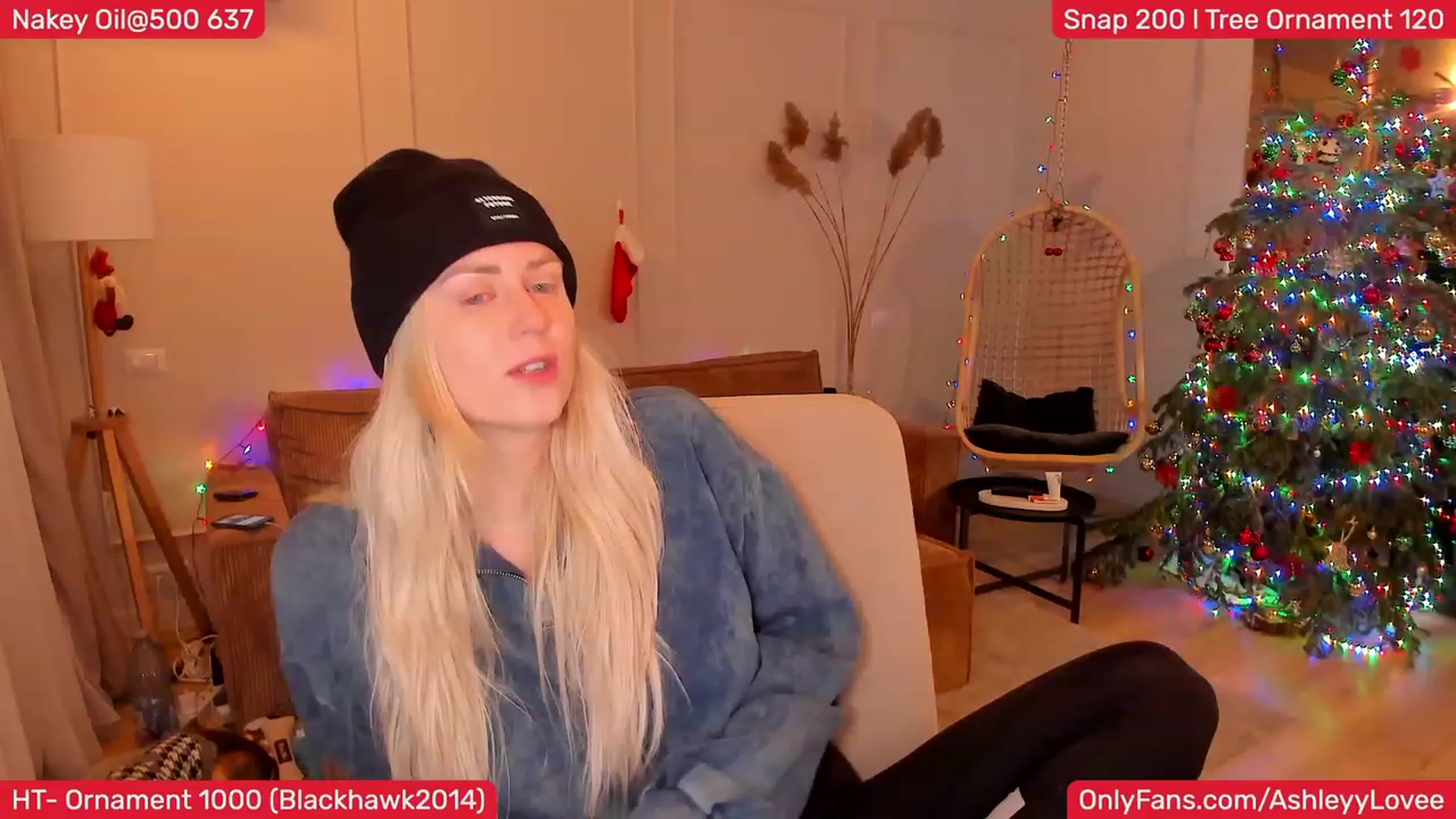 Gallery image thumbnail from AshleyLove's myfreecams stream on, 12/27/2023, 17:46 image 10 of 20