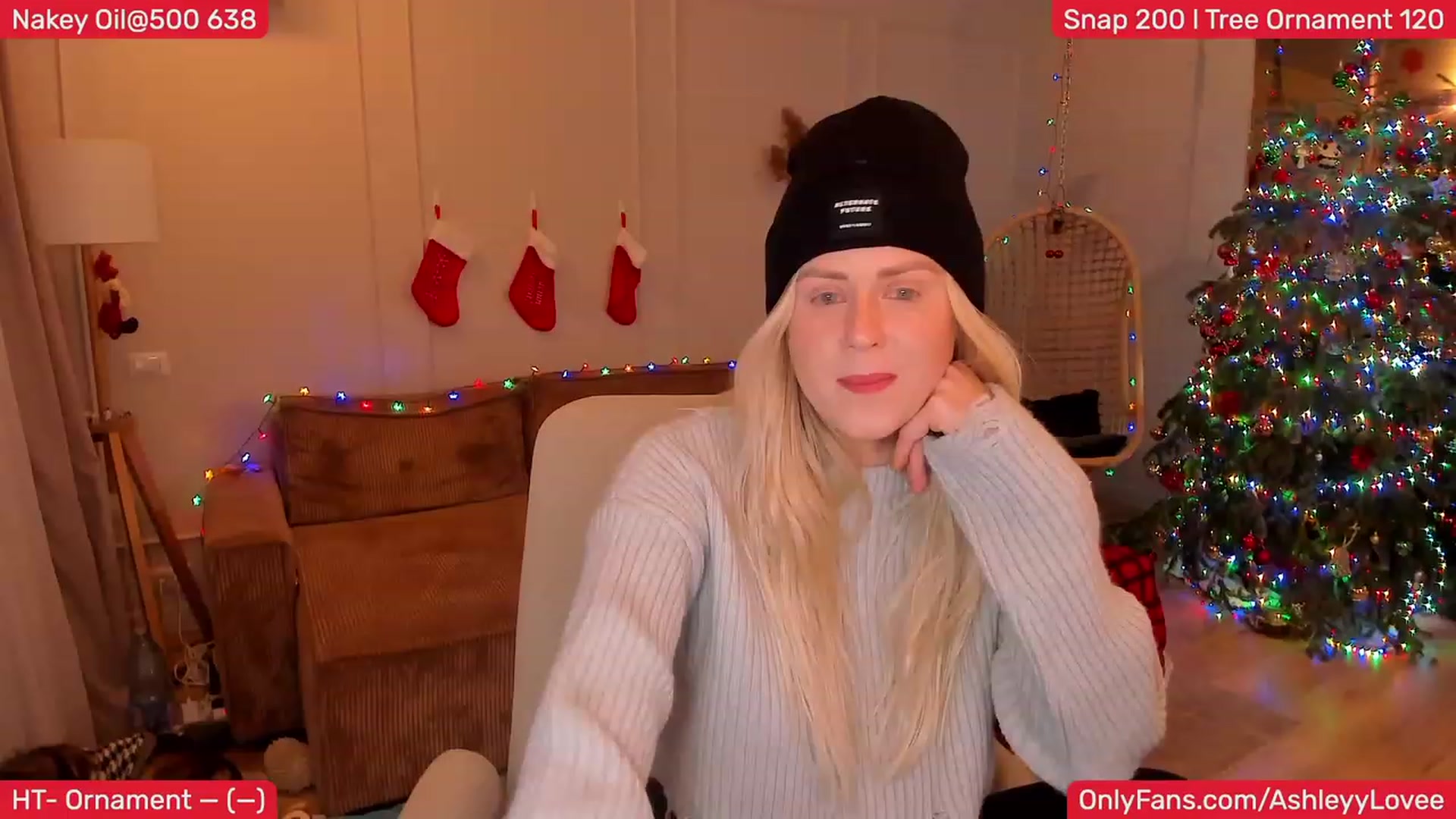 Gallery image thumbnail from AshleyLove's myfreecams stream on, 12/28/2023, 18:35 image 4 of 20