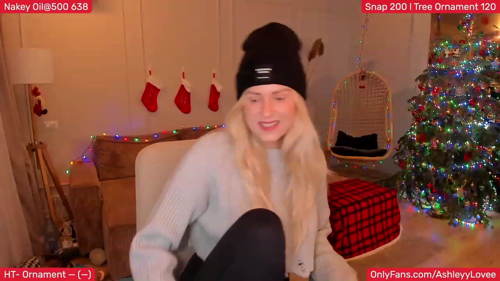 Gallery image thumbnail from AshleyLove's myfreecams stream on, 12/28/2023, 18:35 image 16 of 20