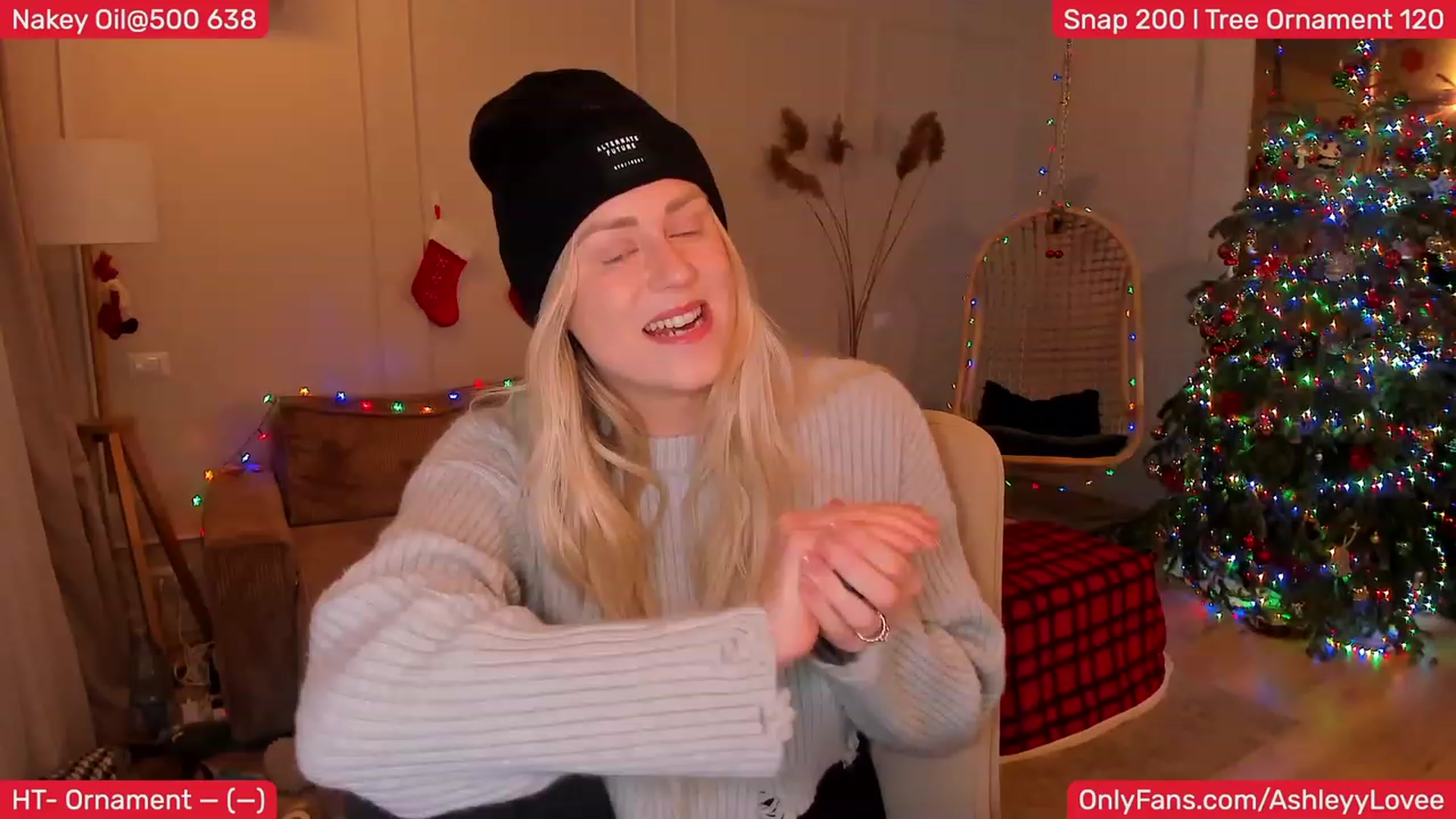 Gallery image thumbnail from AshleyLove's myfreecams stream on, 12/28/2023, 18:35 image 15 of 20