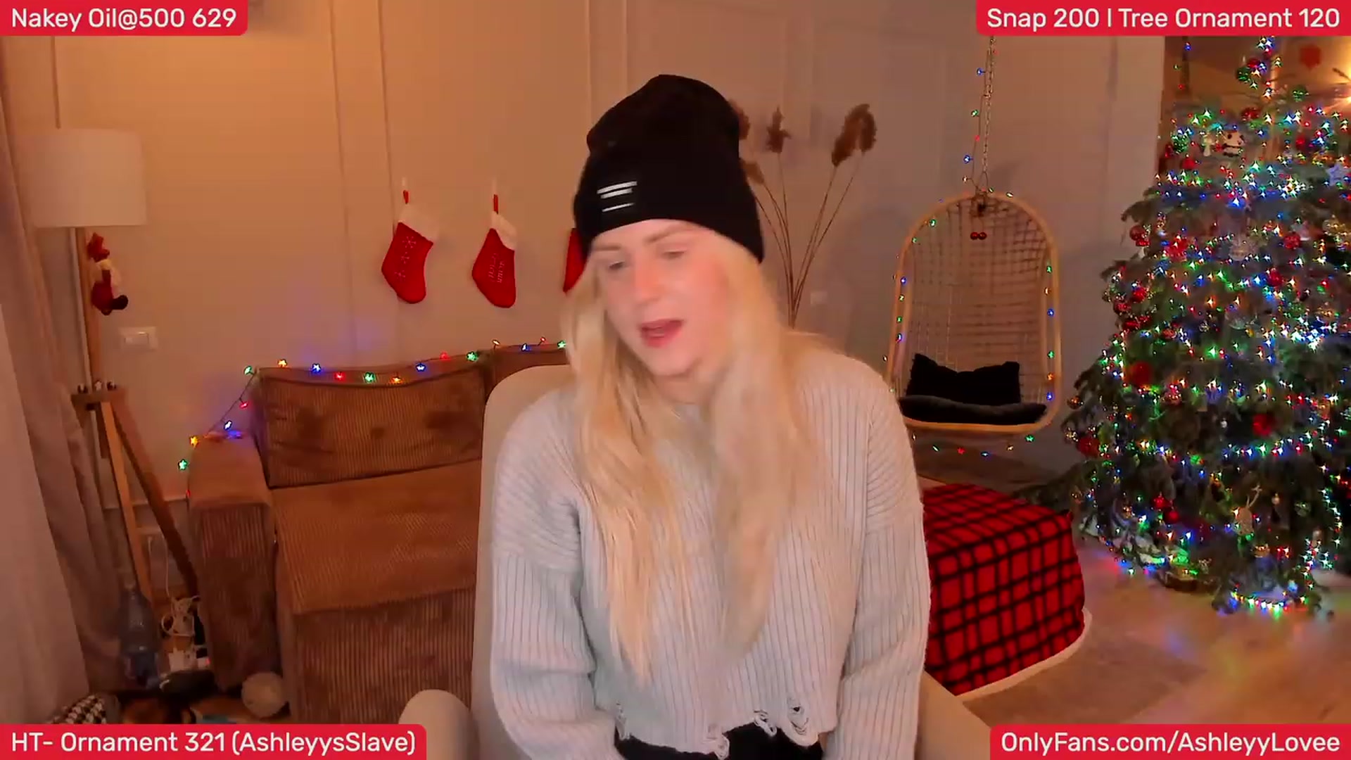 Gallery image thumbnail from AshleyLove's myfreecams stream on, 12/28/2023, 20:11 image 7 of 20