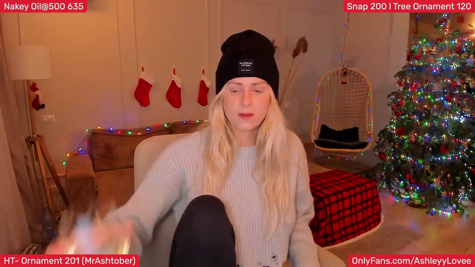 Gallery image thumbnail from AshleyLove's myfreecams stream on, 12/28/2023, 20:11 image 4 of 20