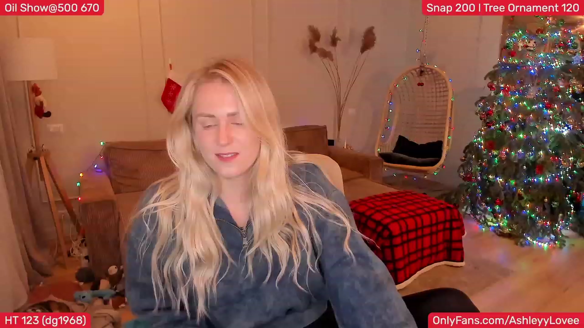 Gallery image thumbnail from AshleyLove's myfreecams stream on, 12/30/2023, 22:09 image 4 of 20