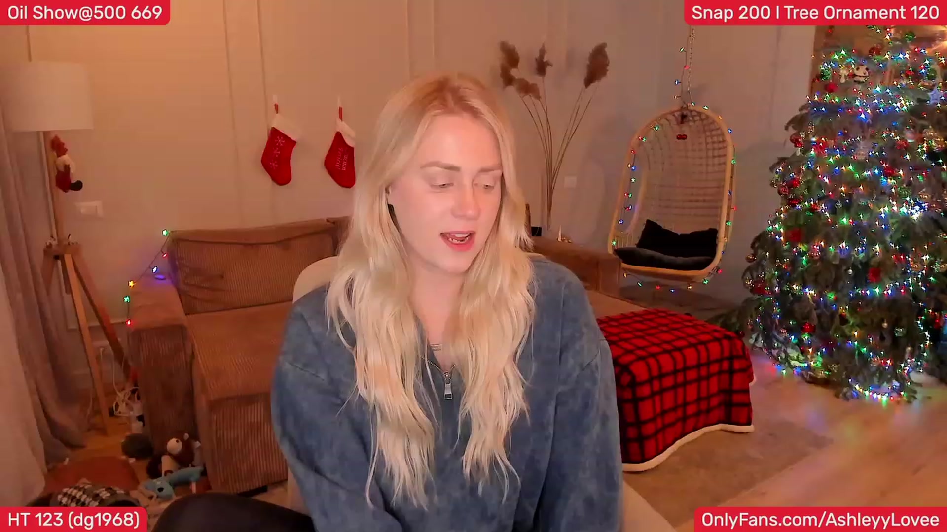 Gallery image thumbnail from AshleyLove's myfreecams stream on, 12/30/2023, 22:09 image 11 of 20
