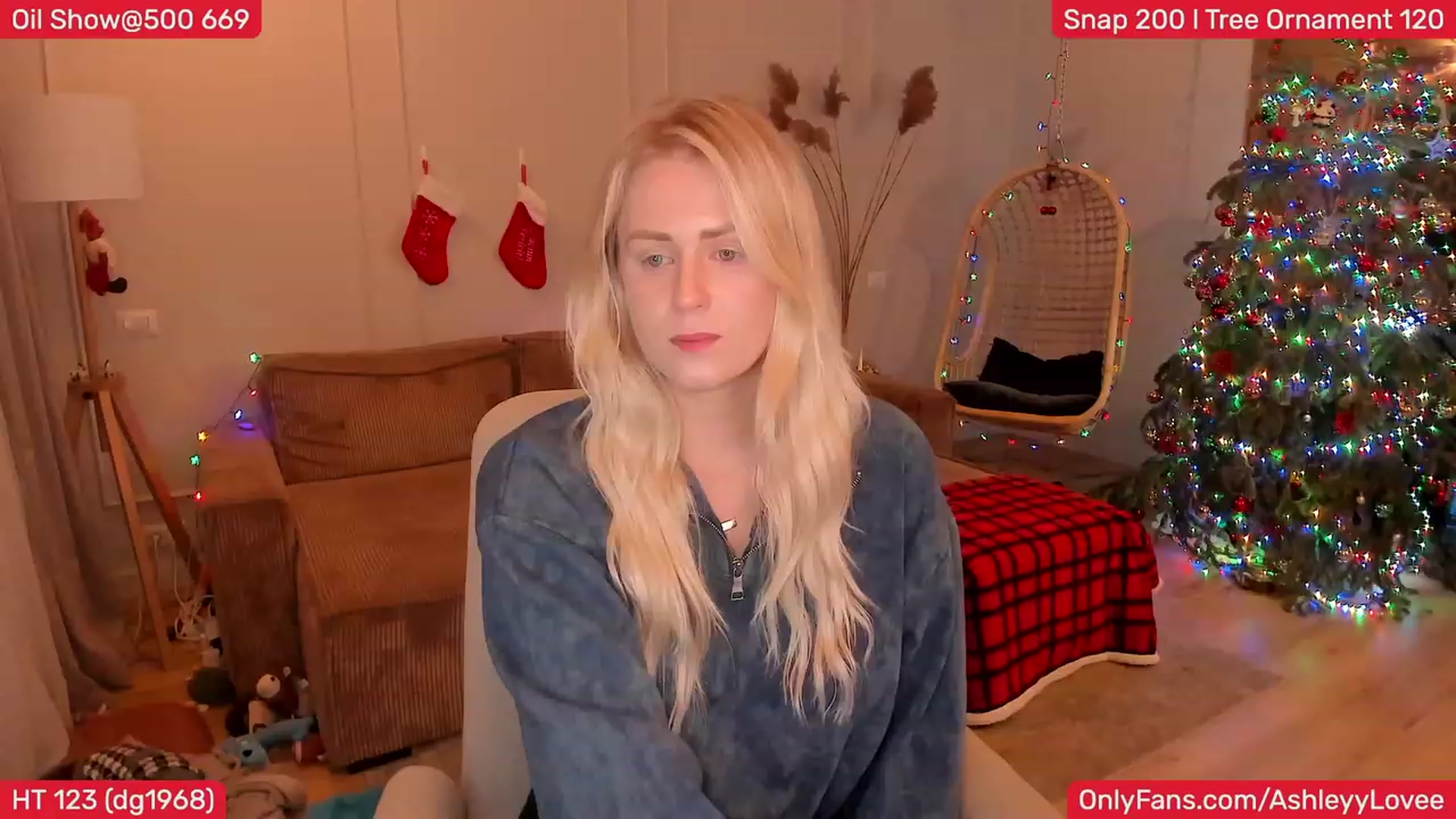 Gallery image thumbnail from AshleyLove's myfreecams stream on, 12/30/2023, 22:09 image 7 of 20