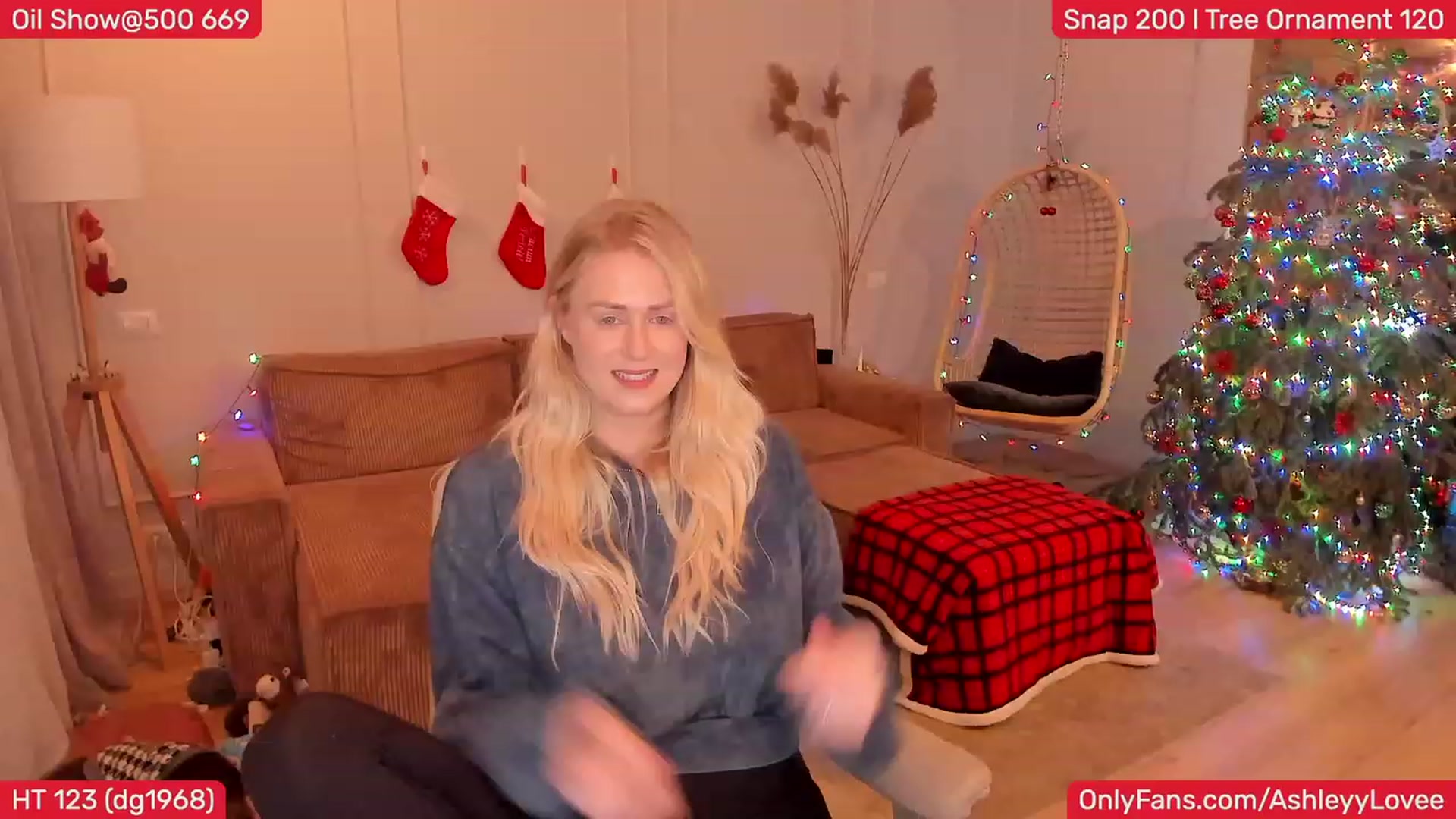 Gallery image thumbnail from AshleyLove's myfreecams stream on, 12/30/2023, 22:09 image 12 of 20