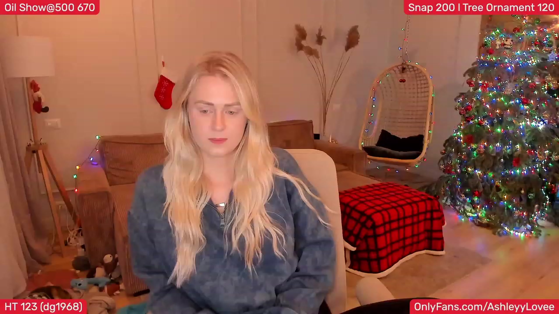 Gallery image thumbnail from AshleyLove's myfreecams stream on, 12/30/2023, 22:09 image 5 of 20