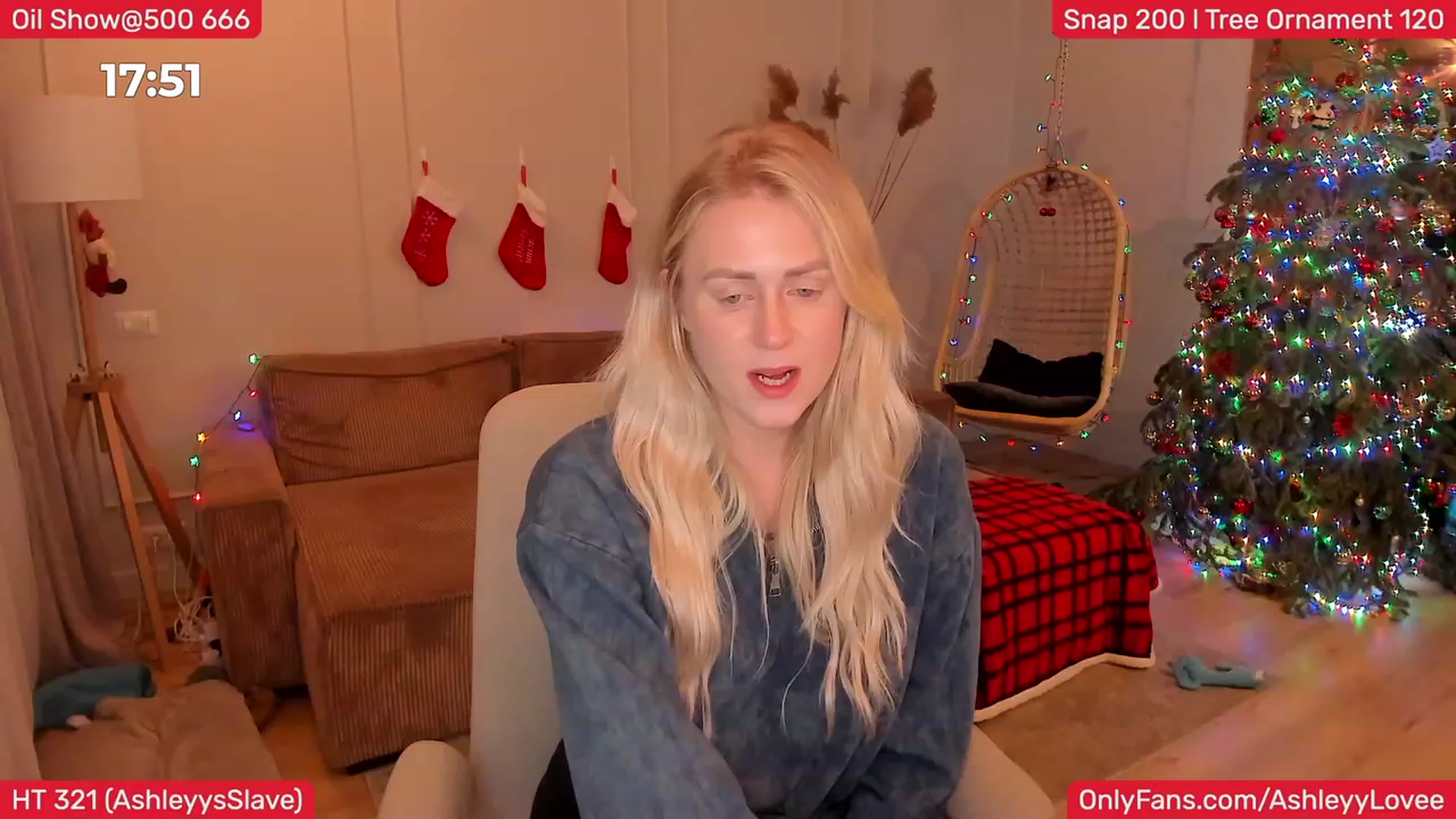 Gallery image thumbnail from AshleyLove's myfreecams stream on, 12/31/2023, 24:11 image 11 of 20