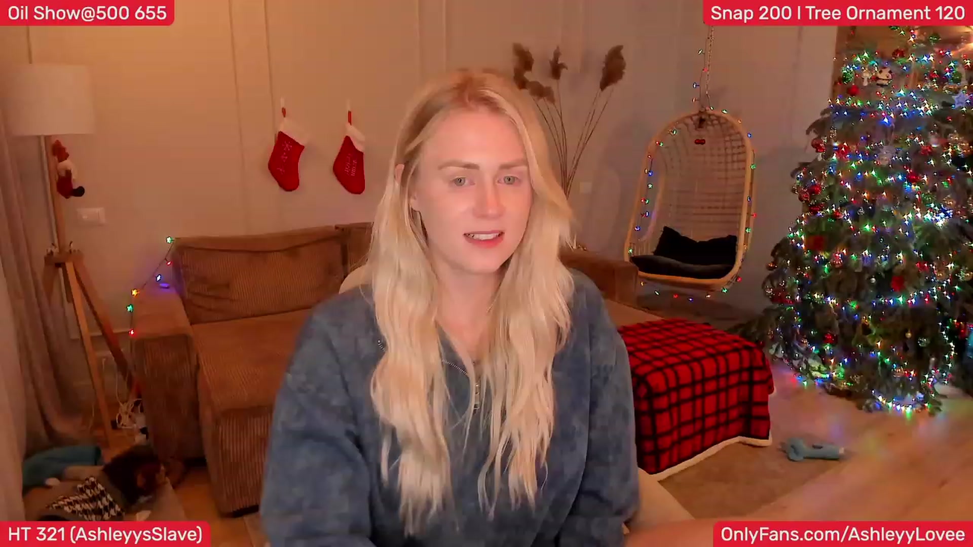 Gallery image thumbnail from AshleyLove's myfreecams stream on, 12/31/2023, 24:11 image 17 of 20