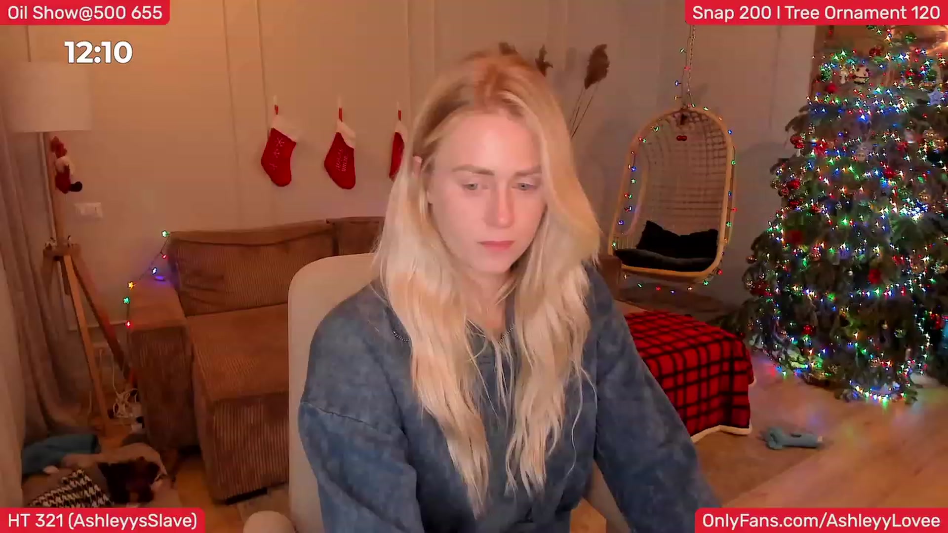 Gallery image thumbnail from AshleyLove's myfreecams stream on, 12/31/2023, 24:11 image 18 of 20