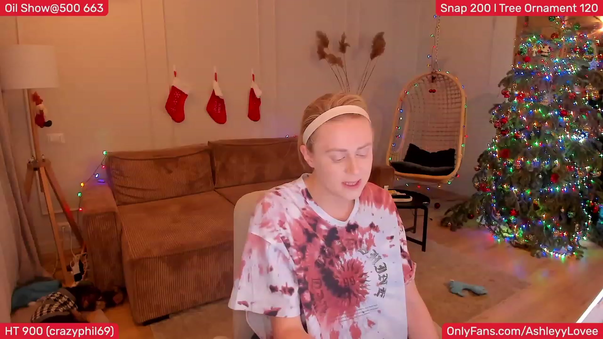 Gallery image thumbnail from AshleyLove's myfreecams stream on, 12/31/2023, 16:55 image 6 of 20