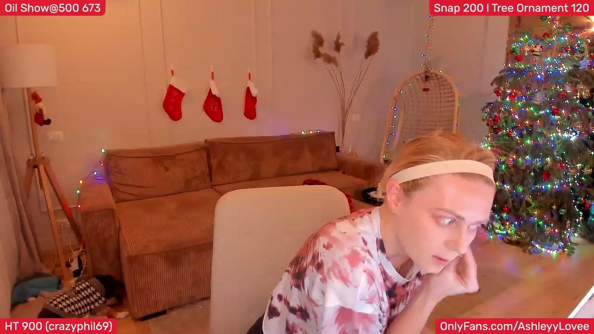Gallery image thumbnail from AshleyLove's myfreecams stream on, 12/31/2023, 16:55 image 1 of 20