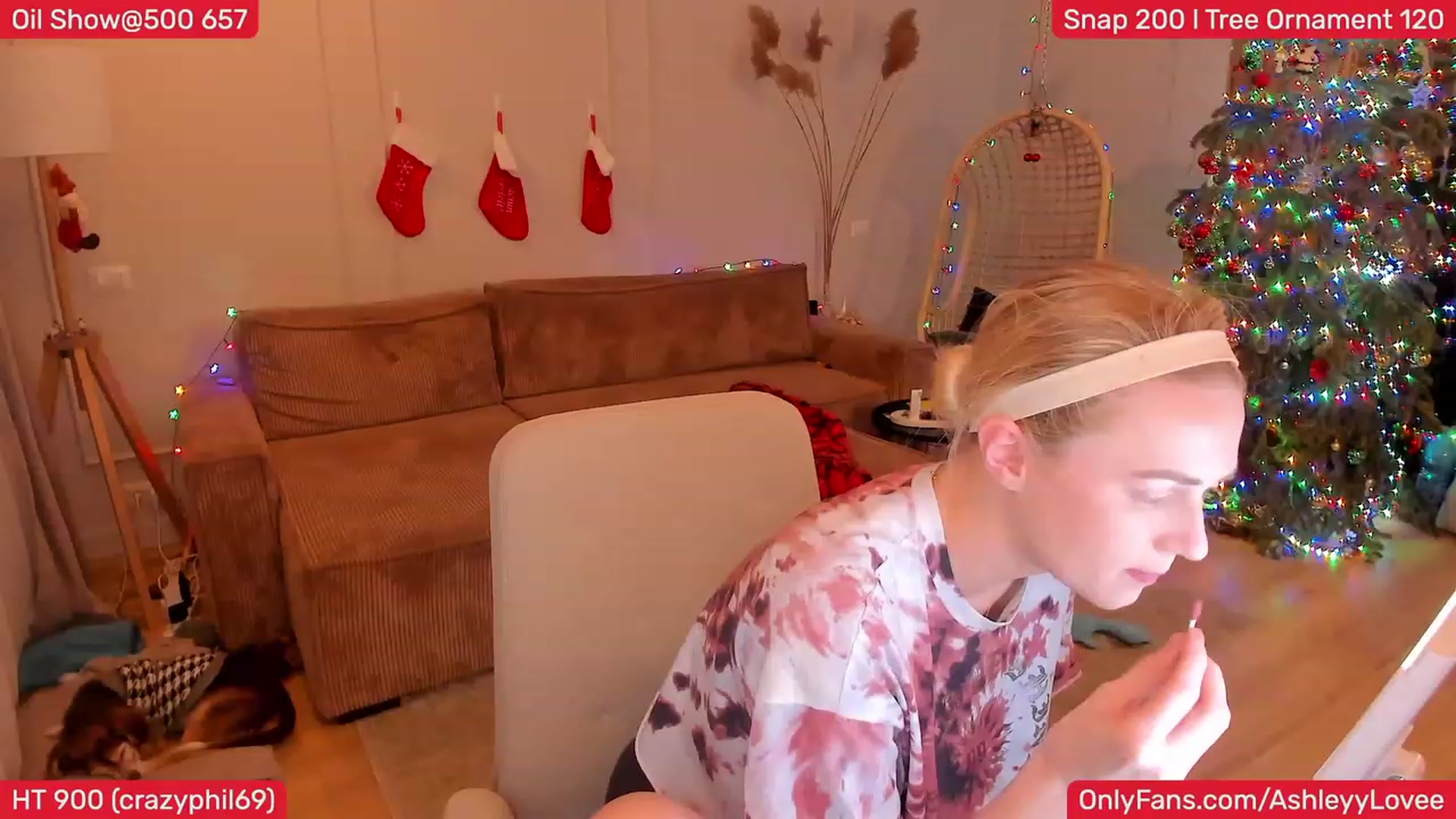 Gallery image thumbnail from AshleyLove's myfreecams stream on, 12/31/2023, 16:55 image 13 of 20