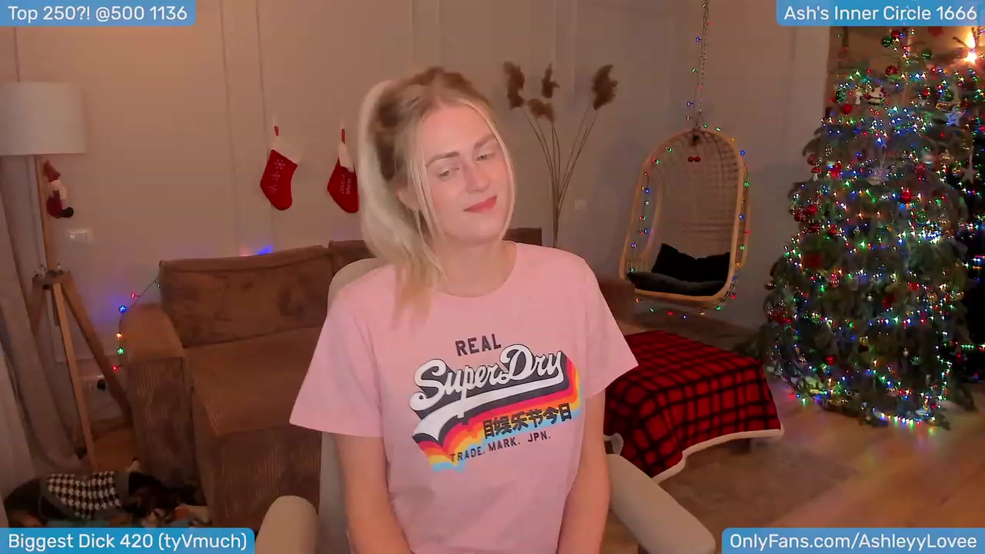 Gallery image thumbnail from AshleyLove's myfreecams stream on, 01/02/2024, 22:29 image 3 of 20