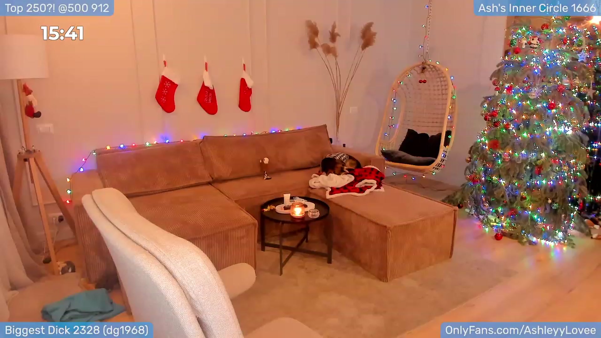 Gallery image thumbnail from AshleyLove's myfreecams stream on, 01/03/2024, 22:03 image 17 of 20