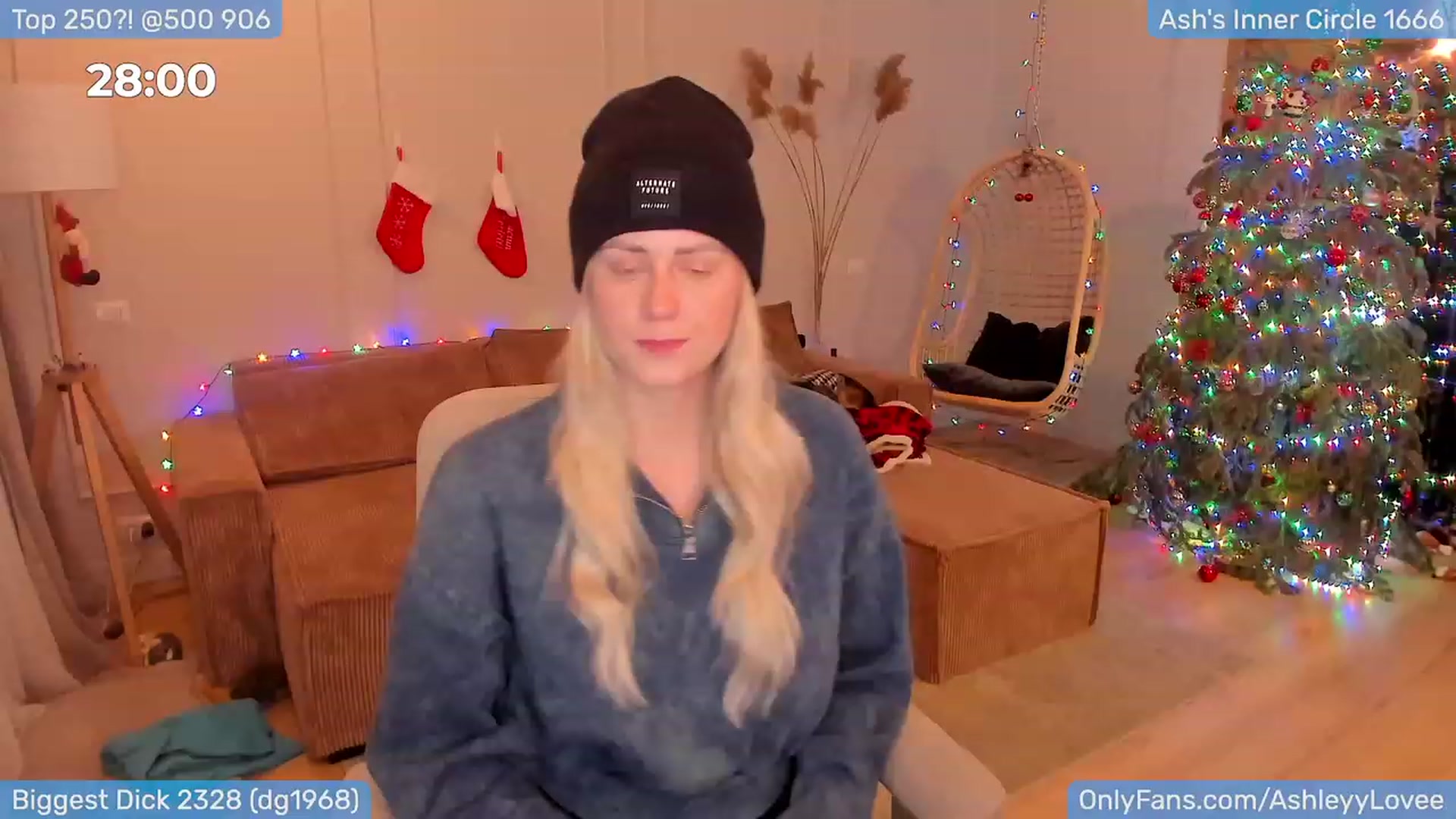 Gallery image thumbnail from AshleyLove's myfreecams stream on, 01/03/2024, 22:03 image 14 of 20