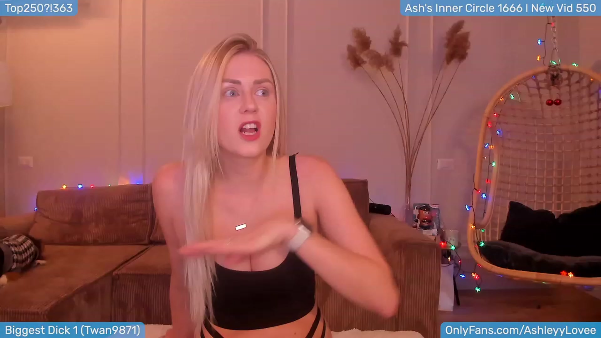 Gallery image thumbnail from AshleyLove's myfreecams stream on, 01/09/2024, 19:22 image 7 of 20