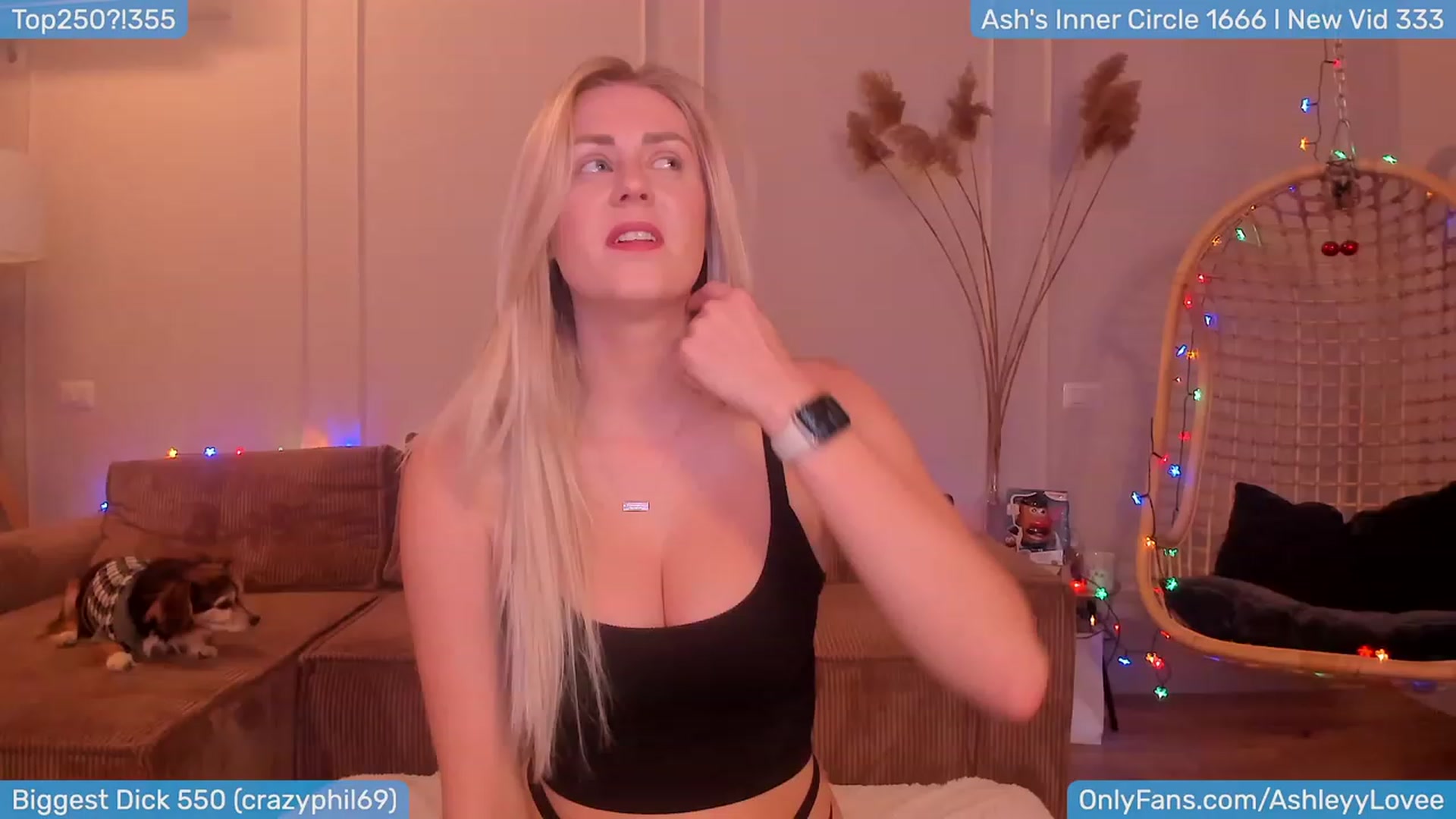 Gallery image thumbnail from AshleyLove's myfreecams stream on, 01/09/2024, 22:11 image 2 of 20