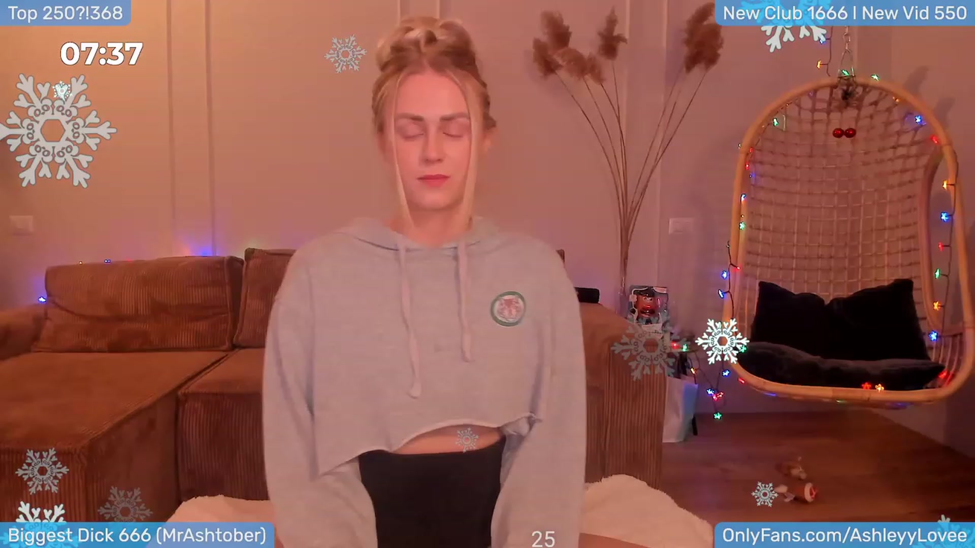 Gallery image thumbnail from AshleyLove's myfreecams stream on, 01/10/2024, 21:06 image 14 of 20