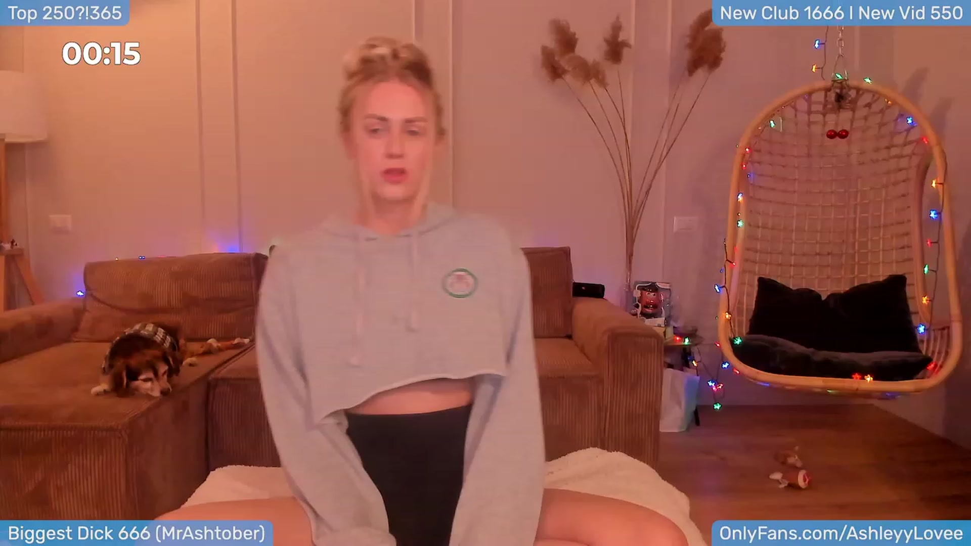 Gallery image thumbnail from AshleyLove's myfreecams stream on, 01/10/2024, 21:06 image 18 of 20