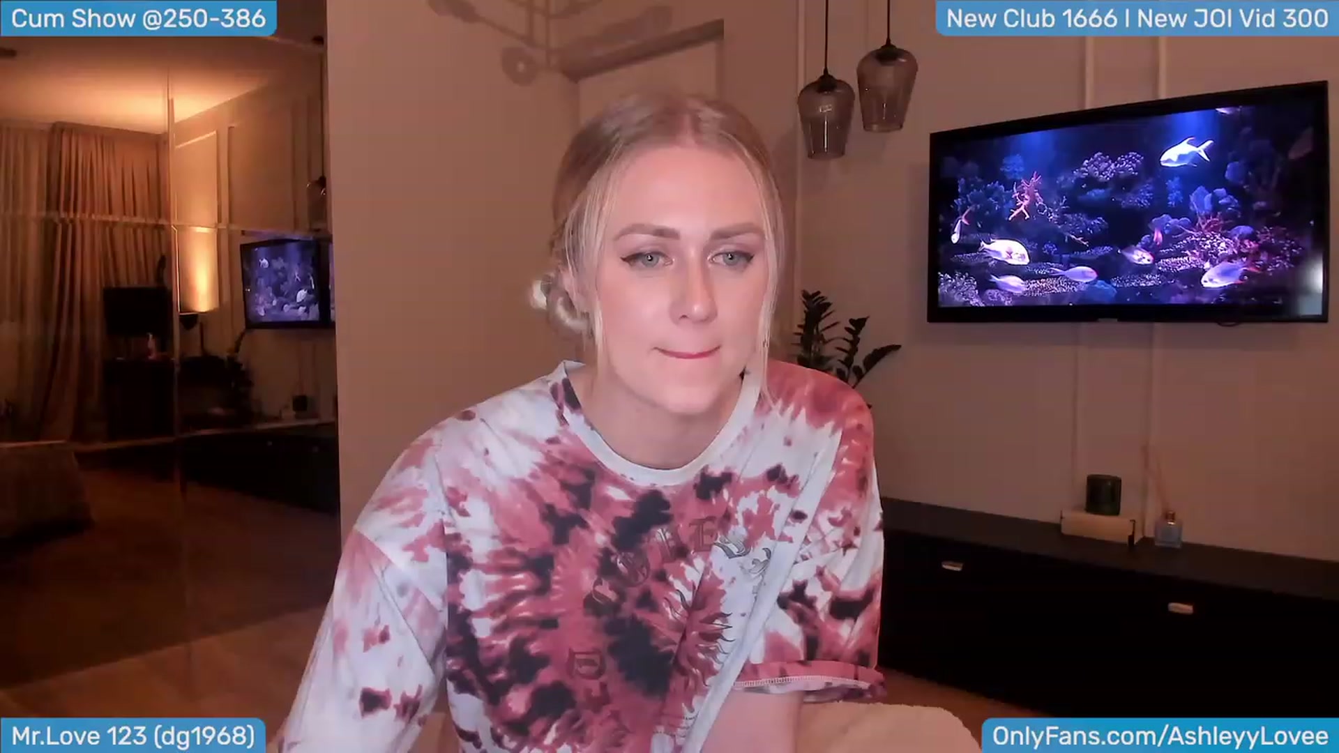 Gallery image thumbnail from AshleyLove's myfreecams stream on, 01/18/2024, 19:39 image 17 of 20