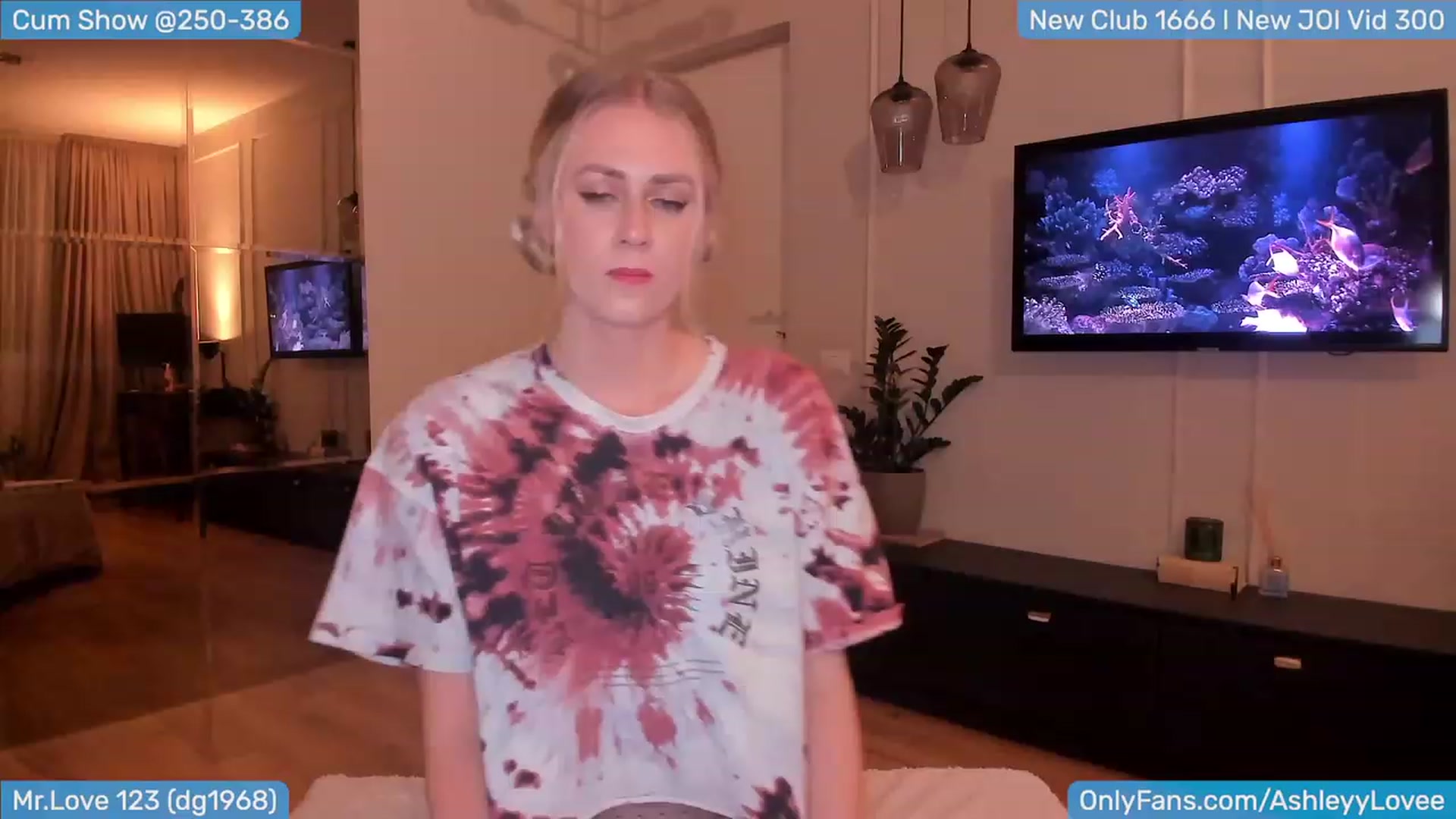 Gallery image thumbnail from AshleyLove's myfreecams stream on, 01/18/2024, 19:39 image 1 of 20