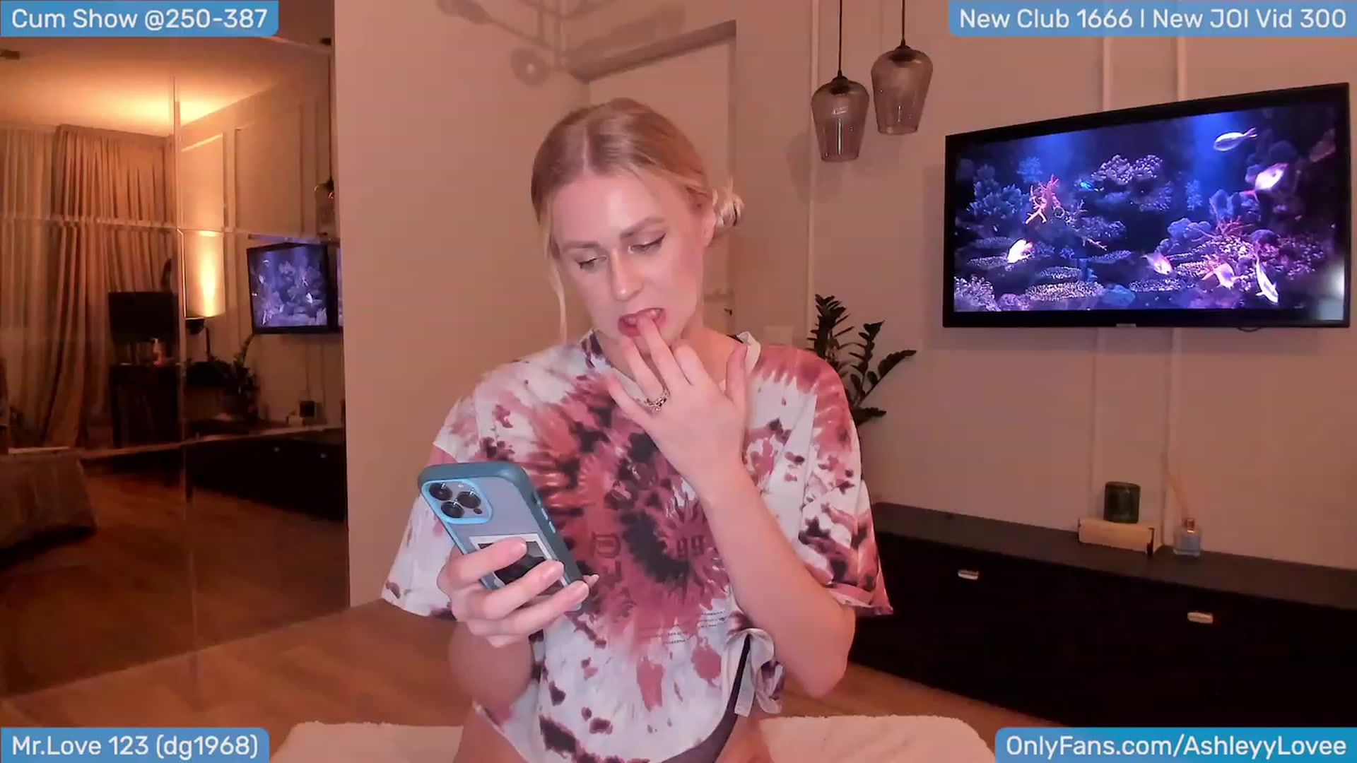 Gallery image thumbnail from AshleyLove's myfreecams stream on, 01/18/2024, 19:39 image 2 of 20
