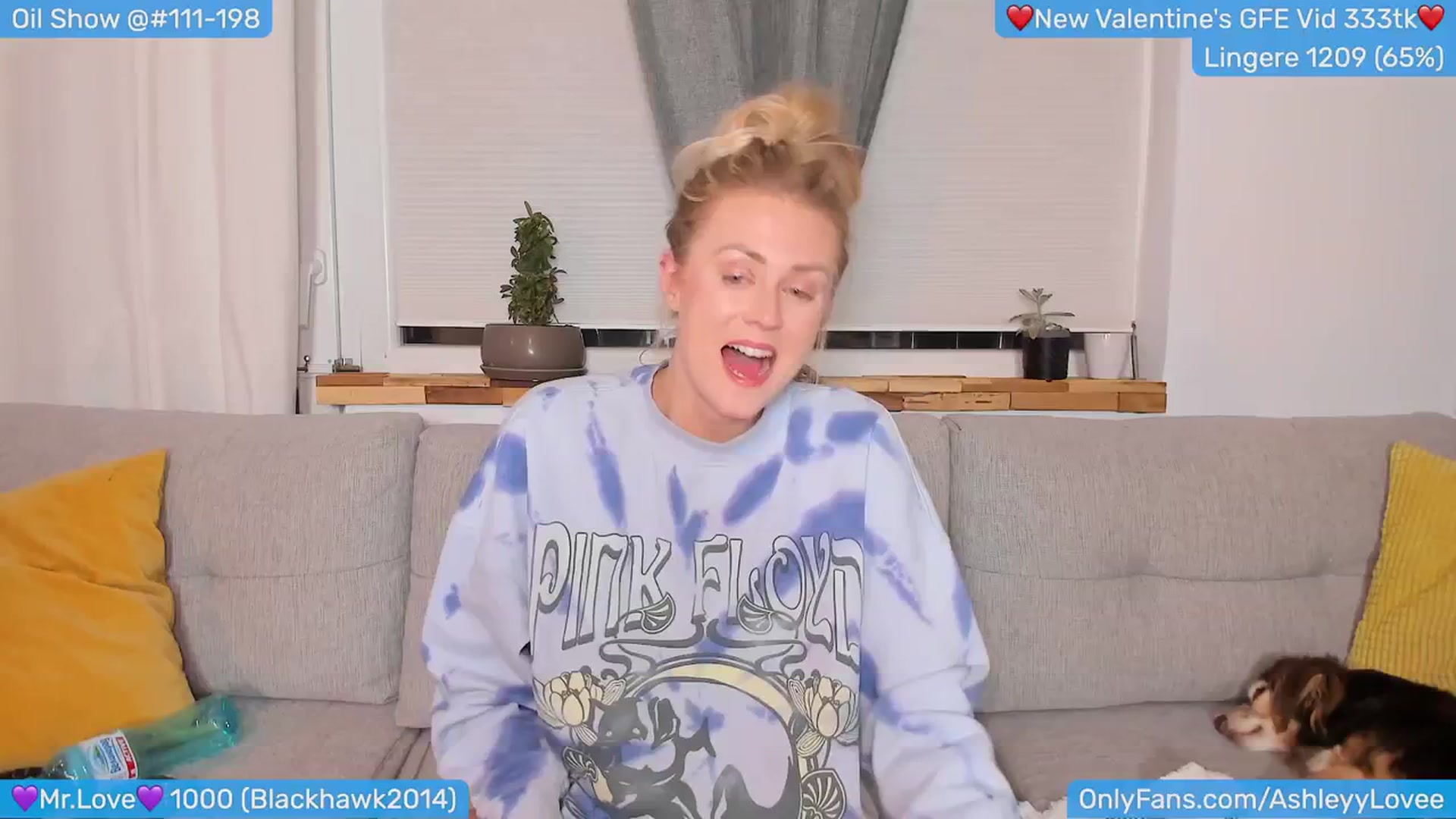 Gallery image thumbnail from AshleyLove's myfreecams stream on, 02/19/2024, 23:03 image 5 of 20