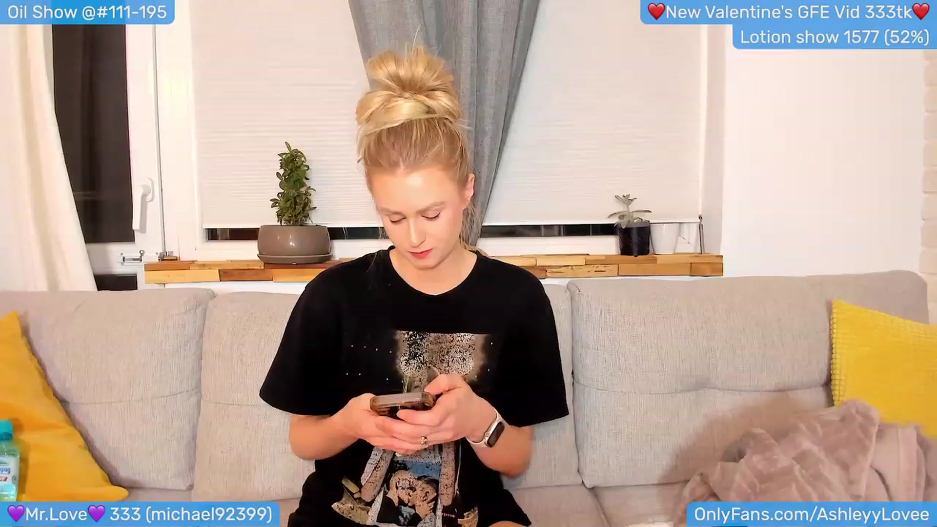 Gallery image thumbnail from AshleyLove's myfreecams stream on, 02/20/2024, 20:31 image 17 of 20