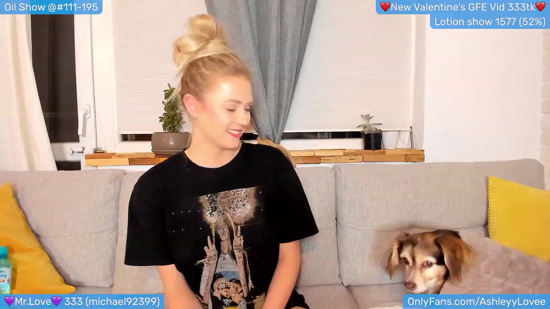 Gallery image thumbnail from AshleyLove's myfreecams stream on, 02/20/2024, 20:31 image 16 of 20