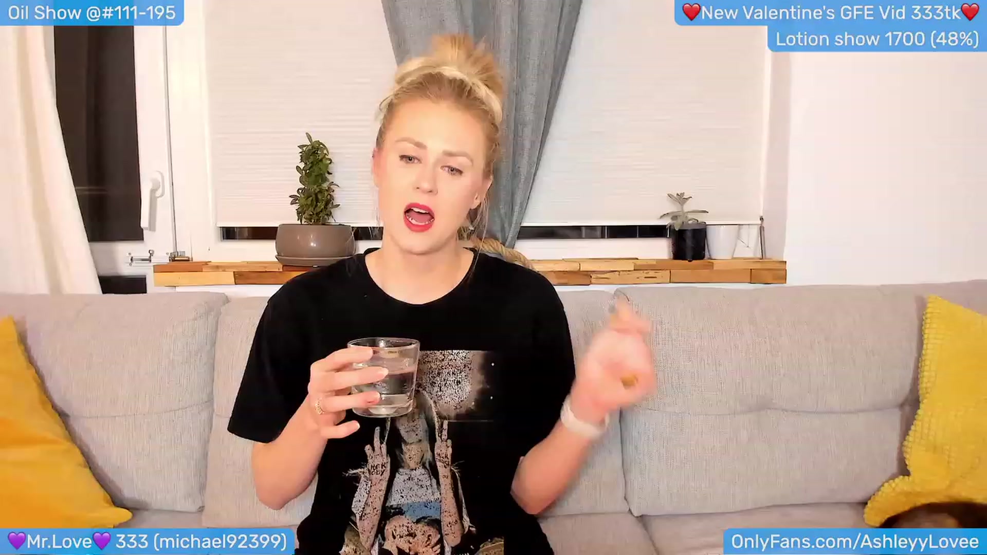 Gallery image thumbnail from AshleyLove's myfreecams stream on, 02/20/2024, 20:31 image 4 of 20