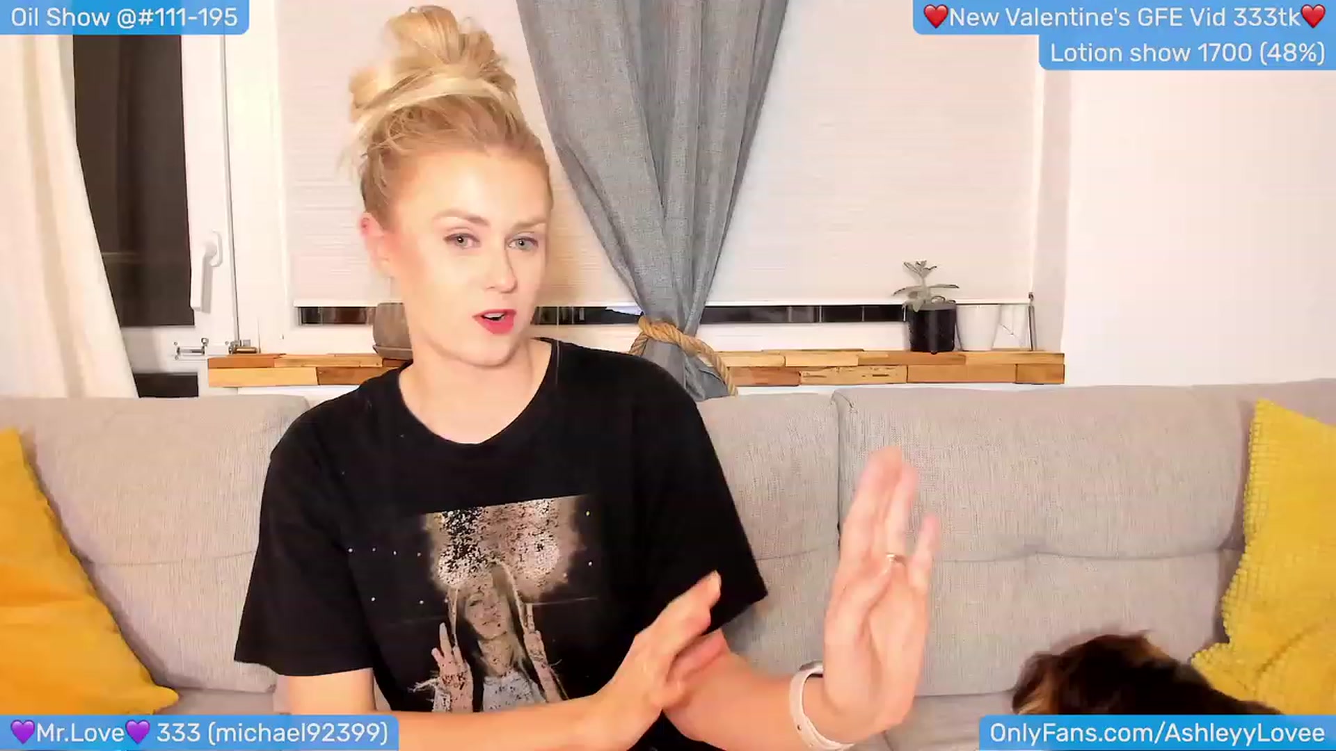 Gallery image thumbnail from AshleyLove's myfreecams stream on, 02/20/2024, 20:31 image 7 of 20
