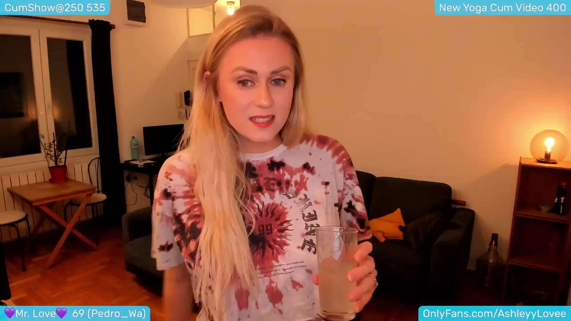 Gallery image thumbnail from AshleyLove's myfreecams stream on, 03/26/2024, 24:02 image 5 of 20