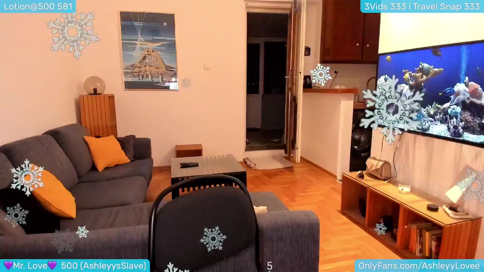 Gallery image thumbnail from AshleyLove's myfreecams stream on, 03/31/2024, 24:05 image 13 of 20