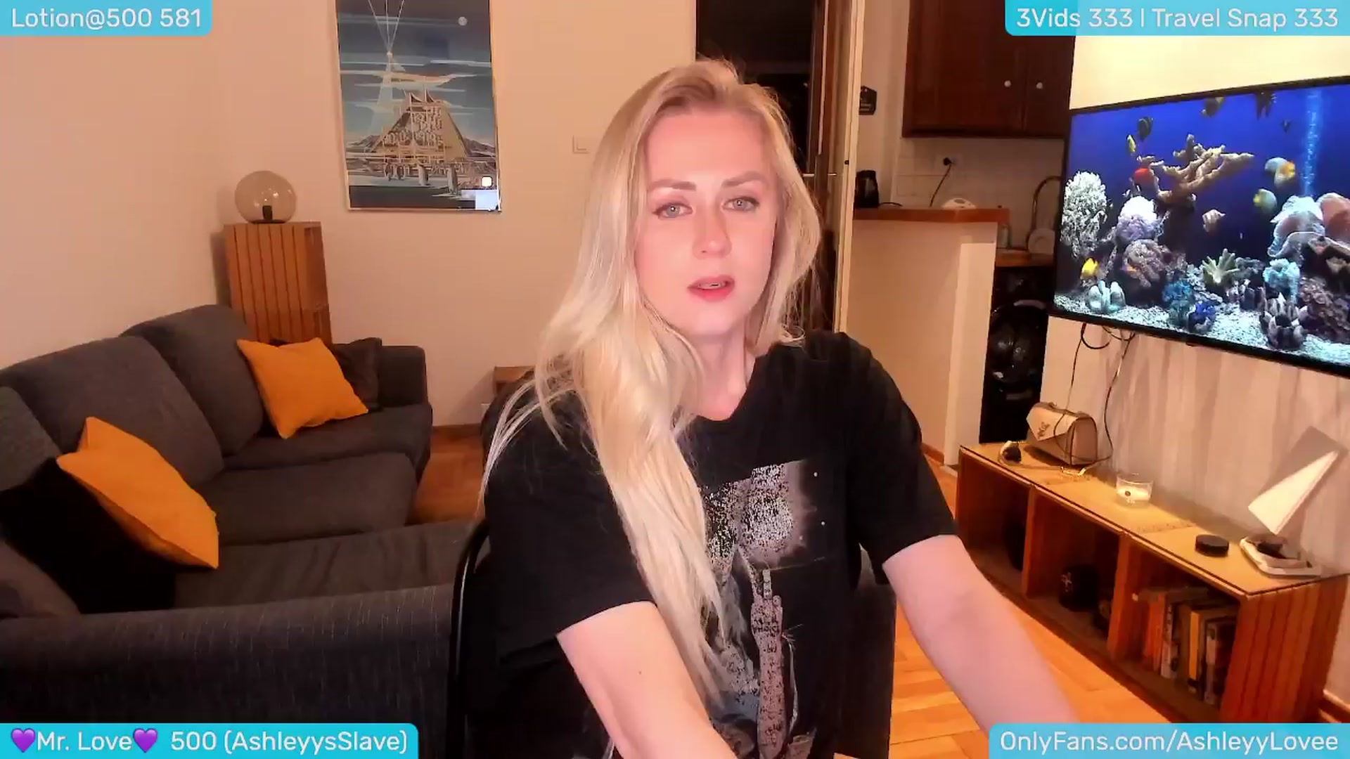 Gallery image thumbnail from AshleyLove's myfreecams stream on, 03/31/2024, 01:13 image 2 of 20