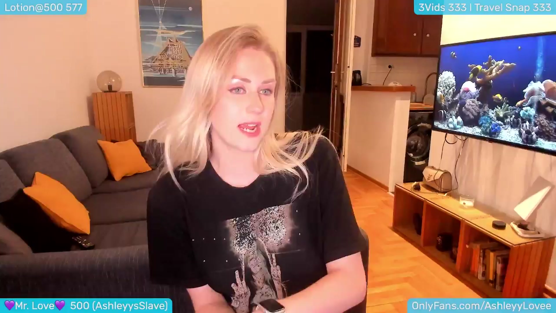 Gallery image thumbnail from AshleyLove's myfreecams stream on, 03/31/2024, 01:13 image 11 of 20