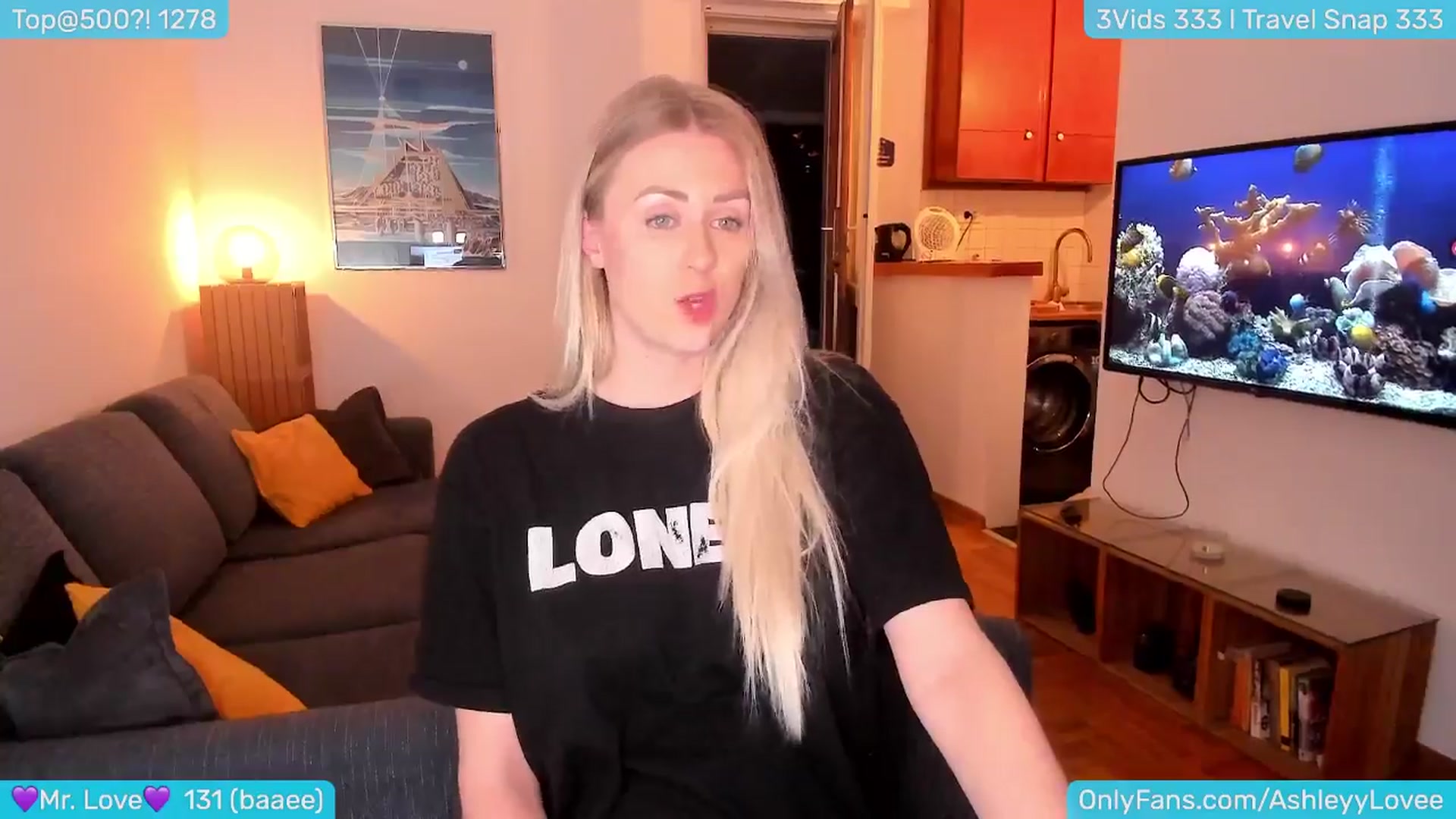 Gallery image thumbnail from AshleyLove's myfreecams stream on, 04/03/2024, 23:36 image 2 of 20