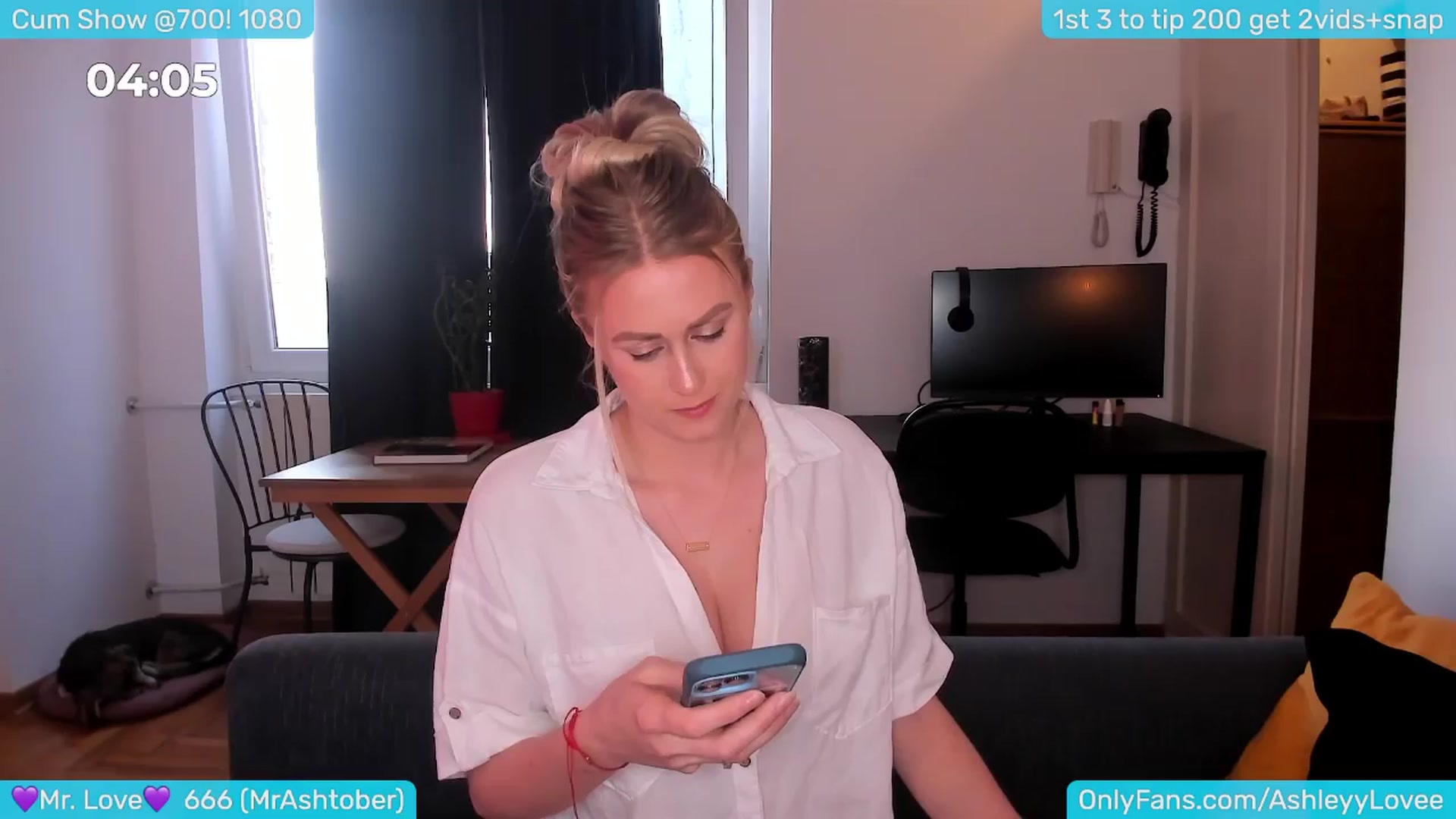 Gallery image thumbnail from AshleyLove's myfreecams stream on, 04/09/2024, 17:02 image 18 of 20