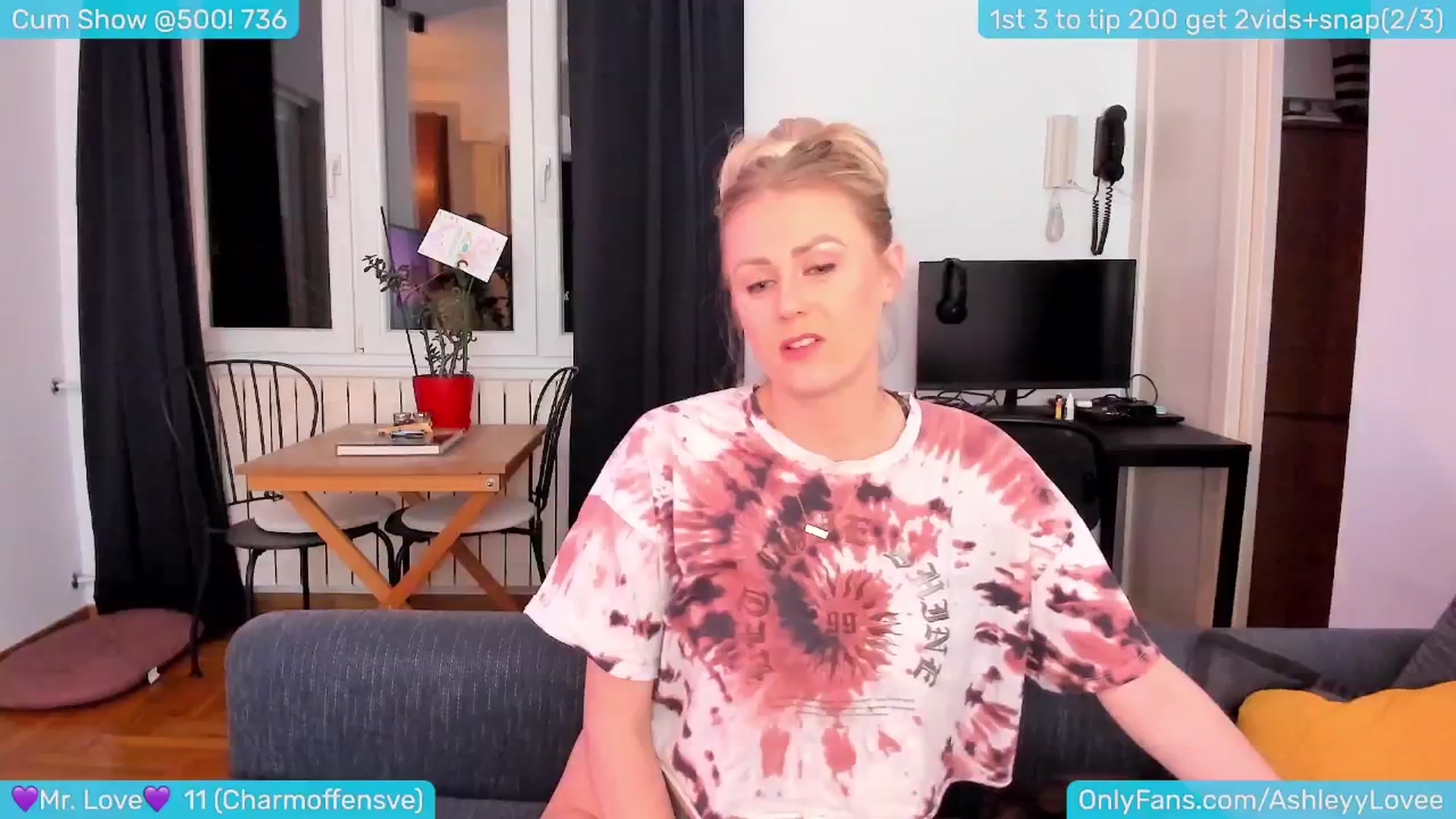 Gallery image thumbnail from AshleyLove's myfreecams stream on, 04/15/2024, 21:54 image 3 of 20