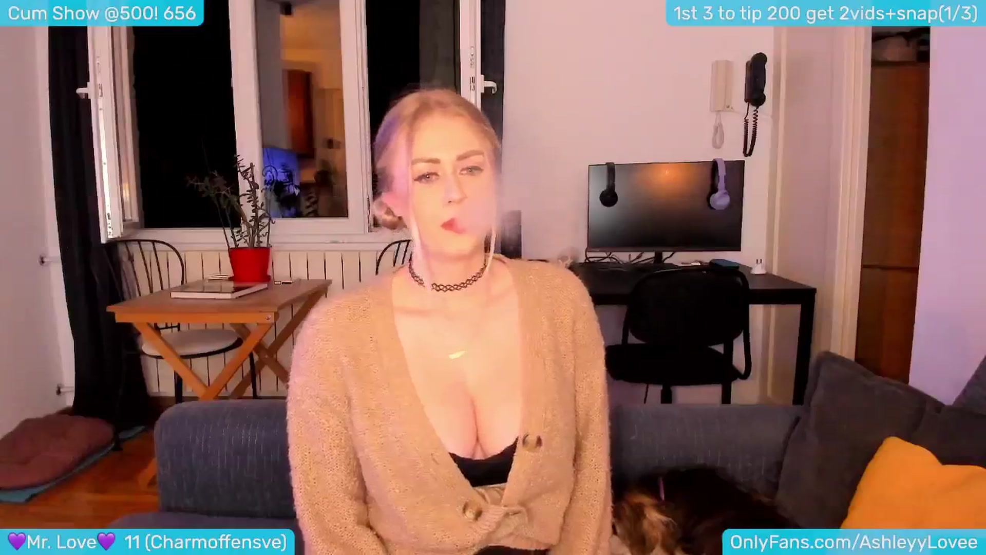 Gallery image thumbnail from AshleyLove's myfreecams stream on, 04/27/2024, 22:21 image 19 of 20