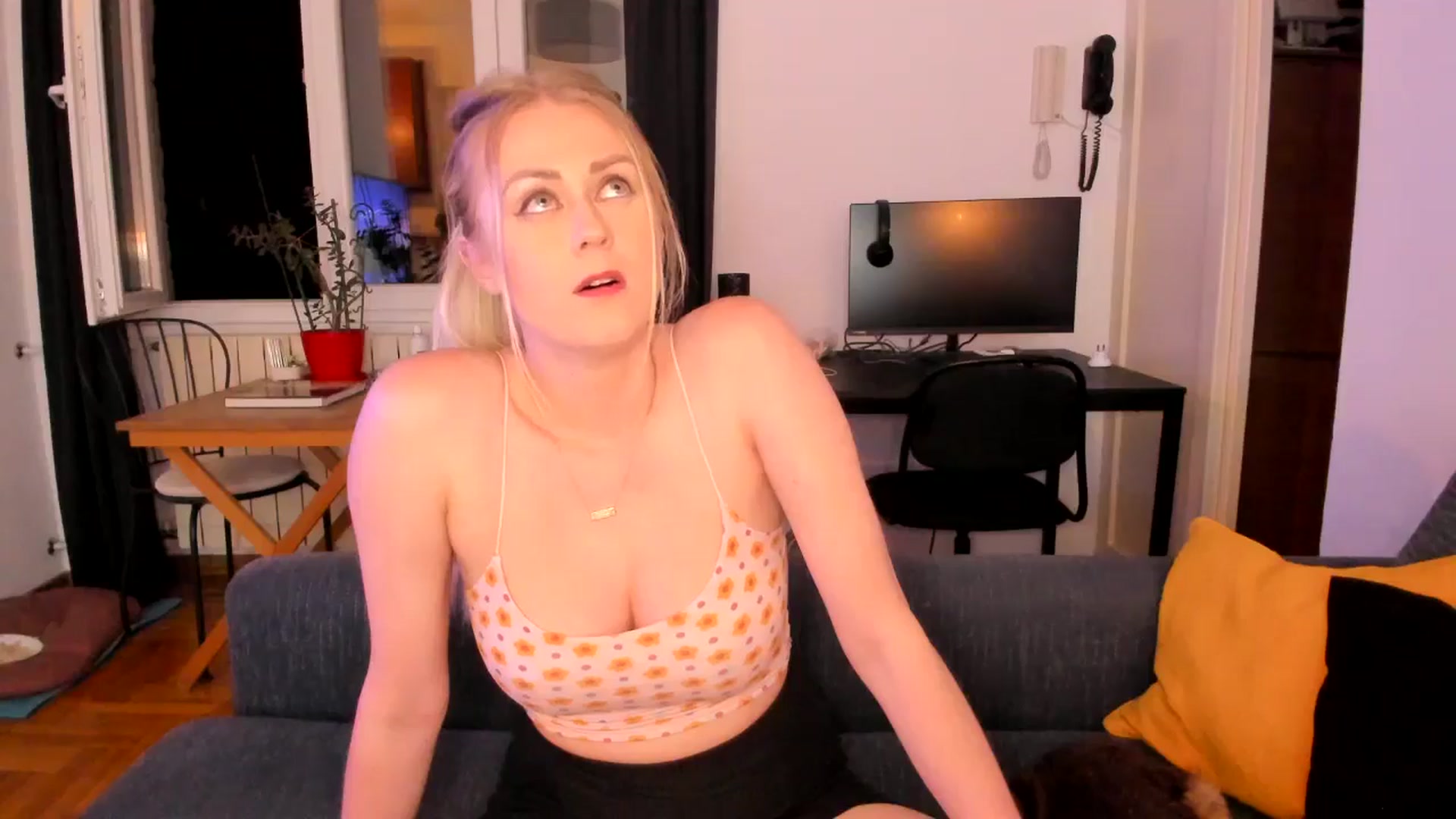Gallery image thumbnail from AshleyLove's myfreecams stream on, 04/28/2024, 20:49 image 16 of 20