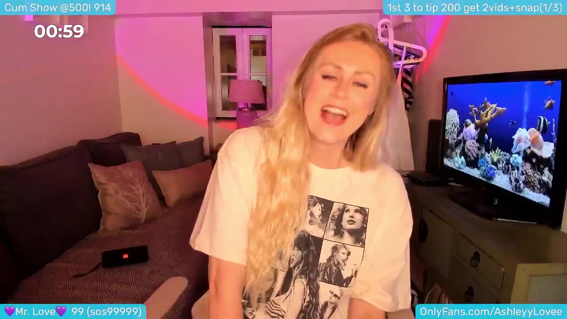 Gallery image thumbnail from AshleyLove's myfreecams stream on, 05/26/2024, 23:43 image 18 of 20