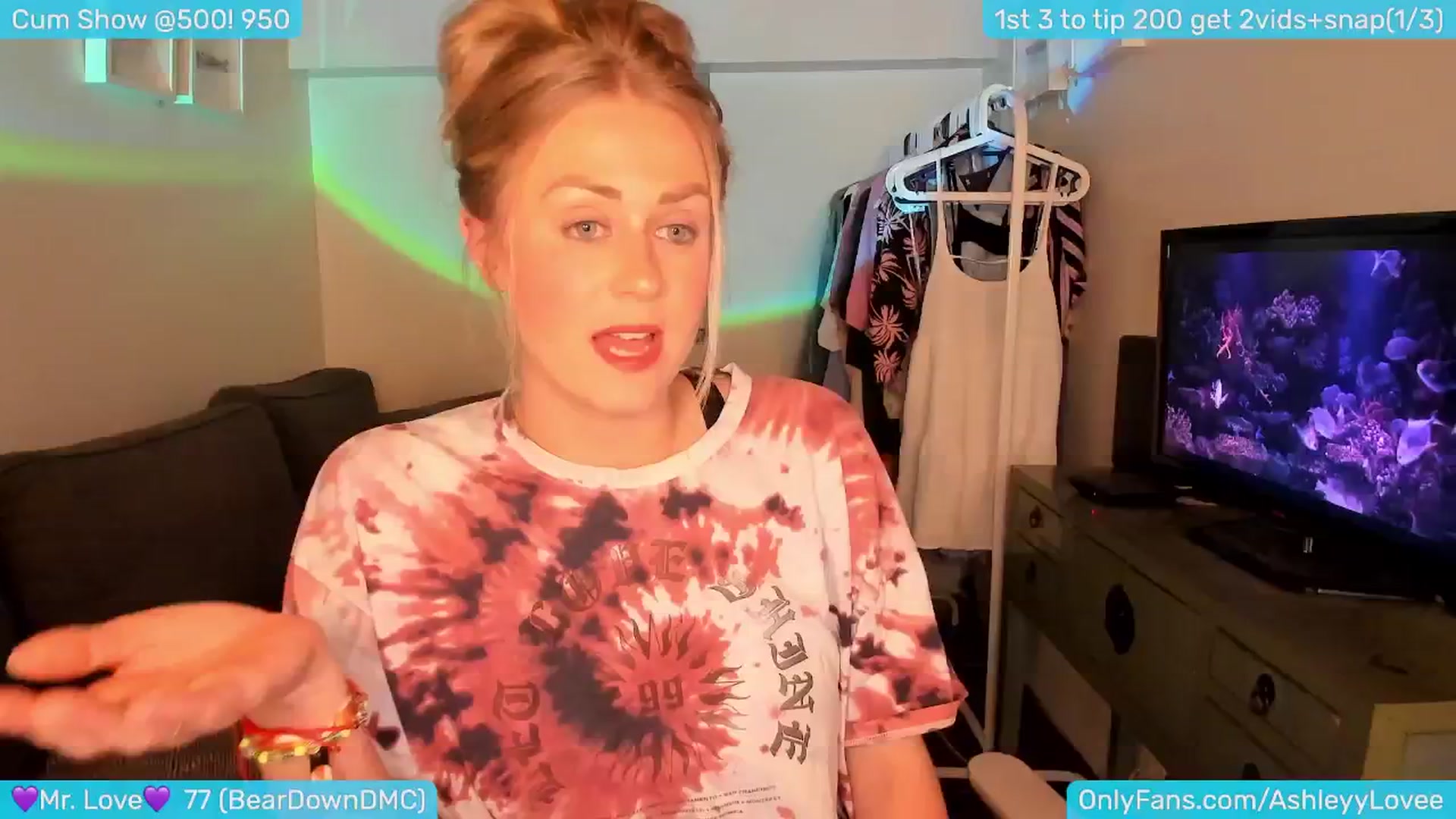Gallery image thumbnail from AshleyLove's myfreecams stream on, 05/28/2024, 24:35 image 10 of 20