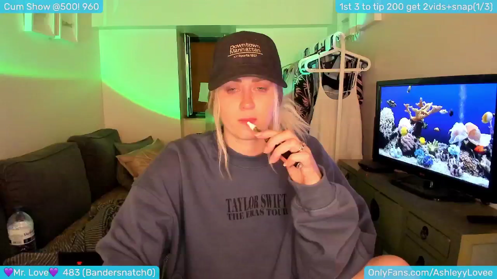 Gallery image thumbnail from AshleyLove's myfreecams stream on, 05/28/2024, 22:59 image 12 of 20