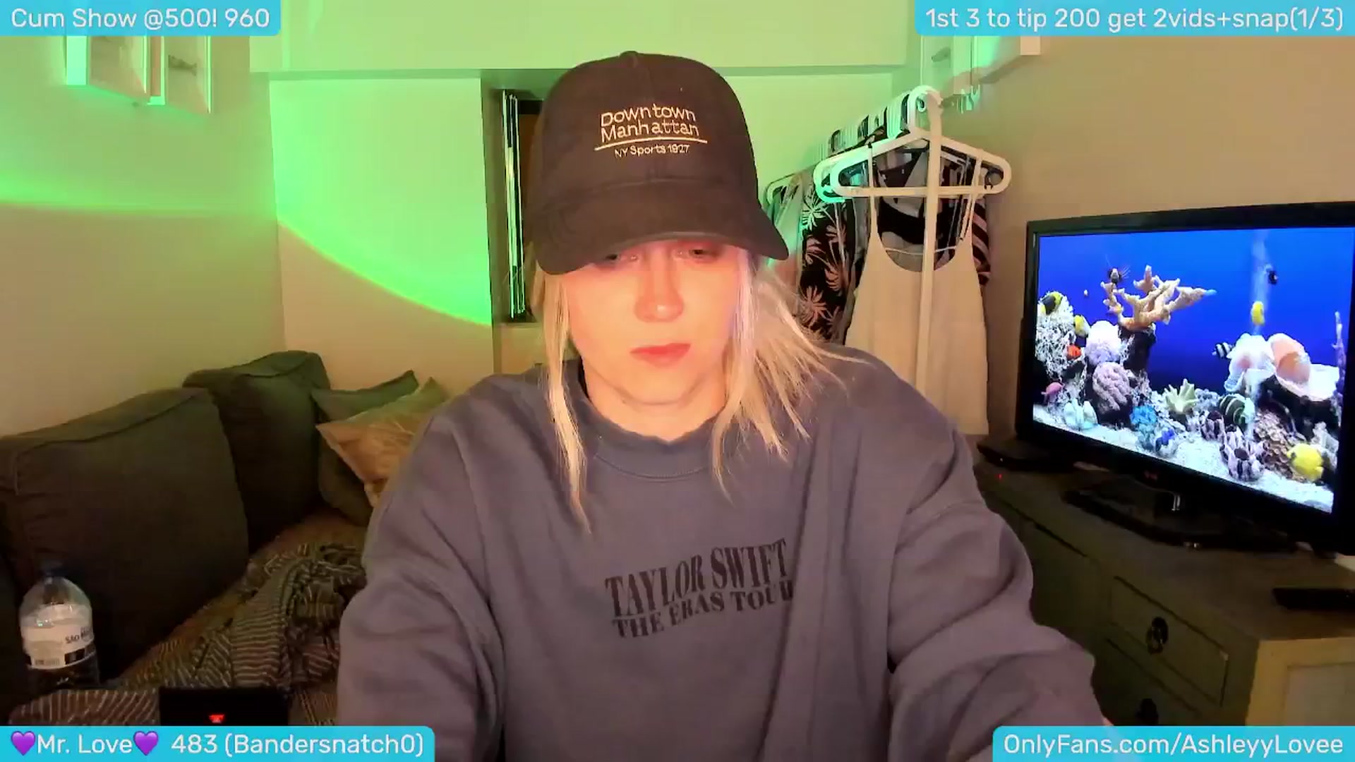 Gallery image thumbnail from AshleyLove's myfreecams stream on, 05/28/2024, 22:59 image 13 of 20